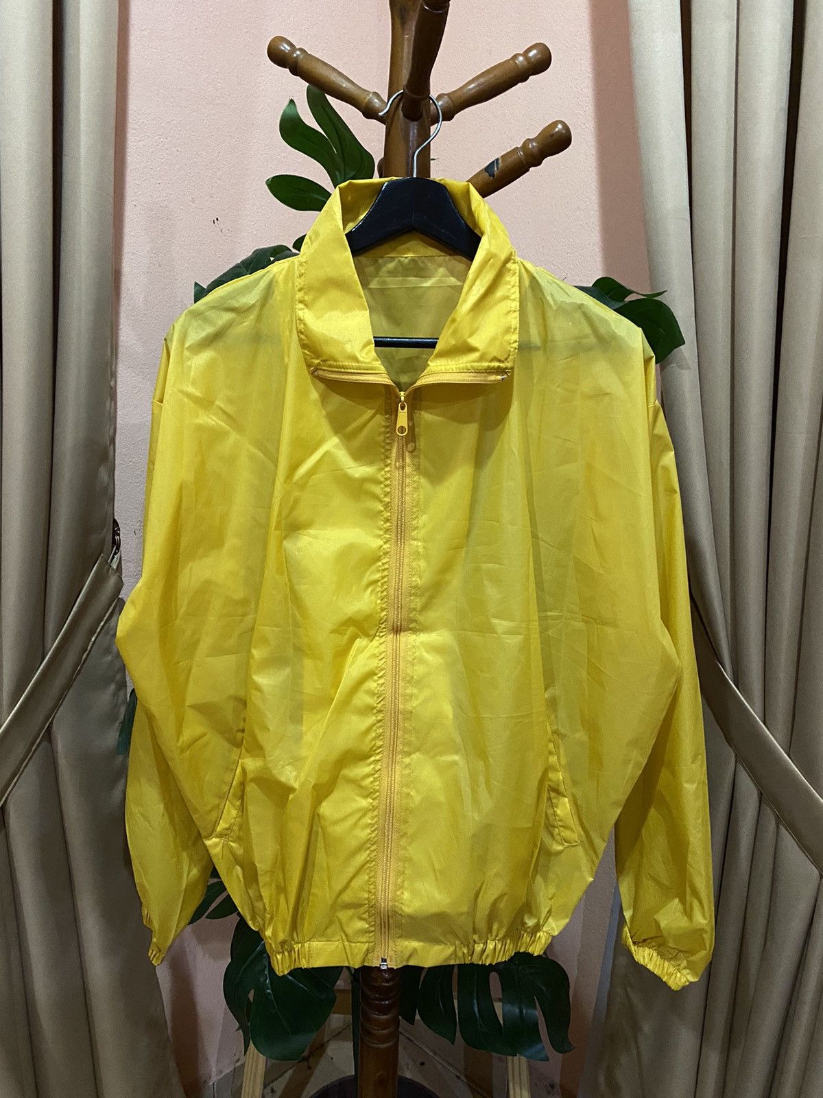 Vintage Toyota 4WD Windbreaker Jacket - Retro Yellow Promotional Size US L / EU 52-54 / 3 - 4 Thumbnail