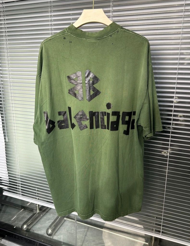 Balenciaga Balenciaga Dark green + tape + short sleeve Size US L / EU 52-54 / 3 - 4 Thumbnail