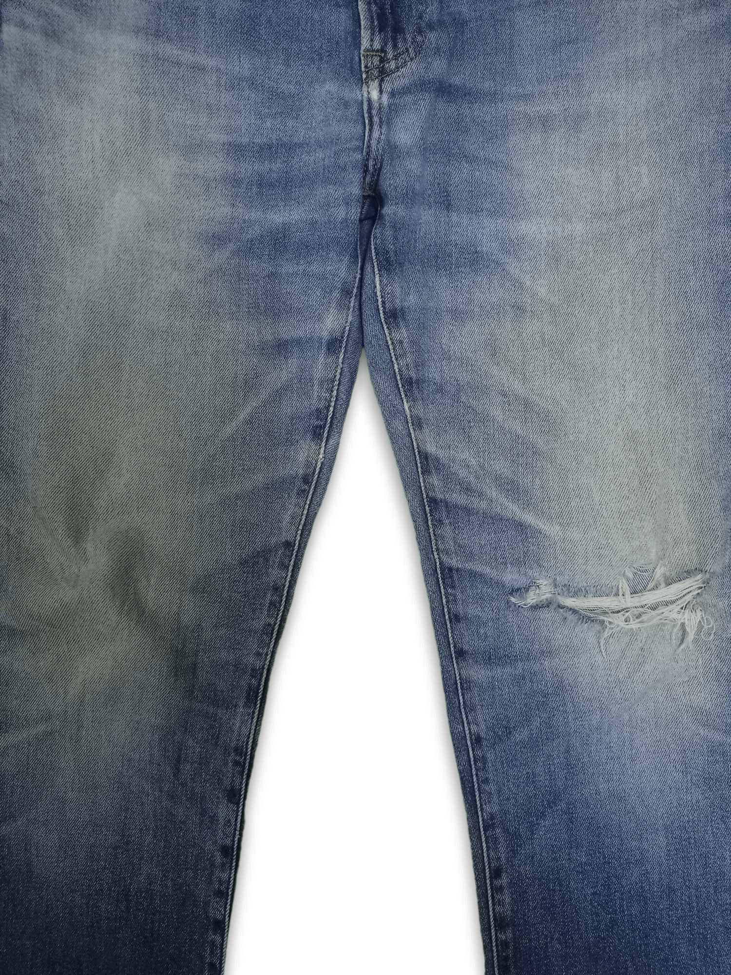 Japanese Brand × Uniqlo Vintage Uniqlo Blue Wash Classic Style Distressed Jeans Size US 33 - 7 Thumbnail