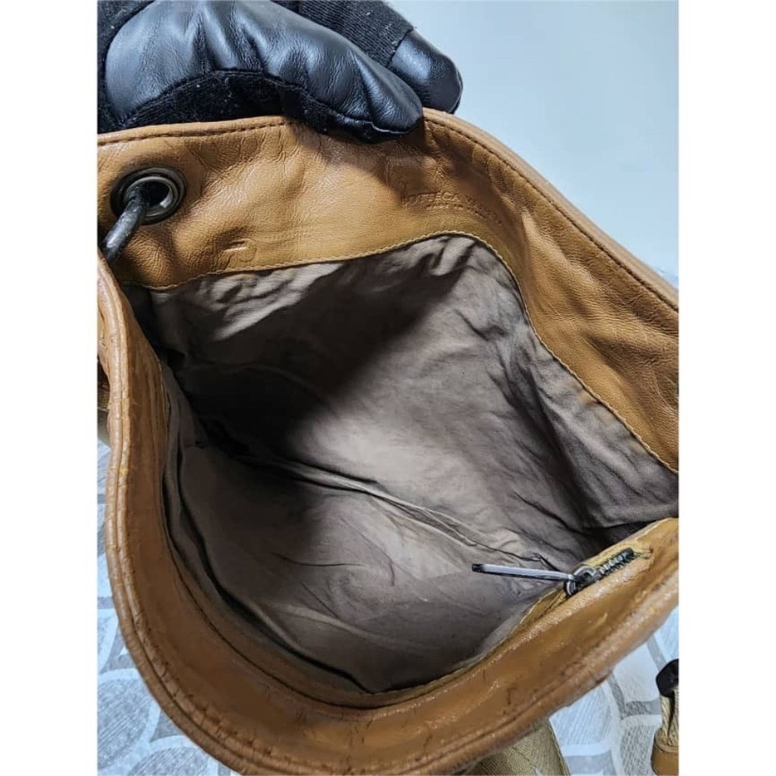 Bottega Veneta Authentic Bottega Veneta Intrecciato Messenger Bag Beige Size ONE SIZE - 14 Thumbnail