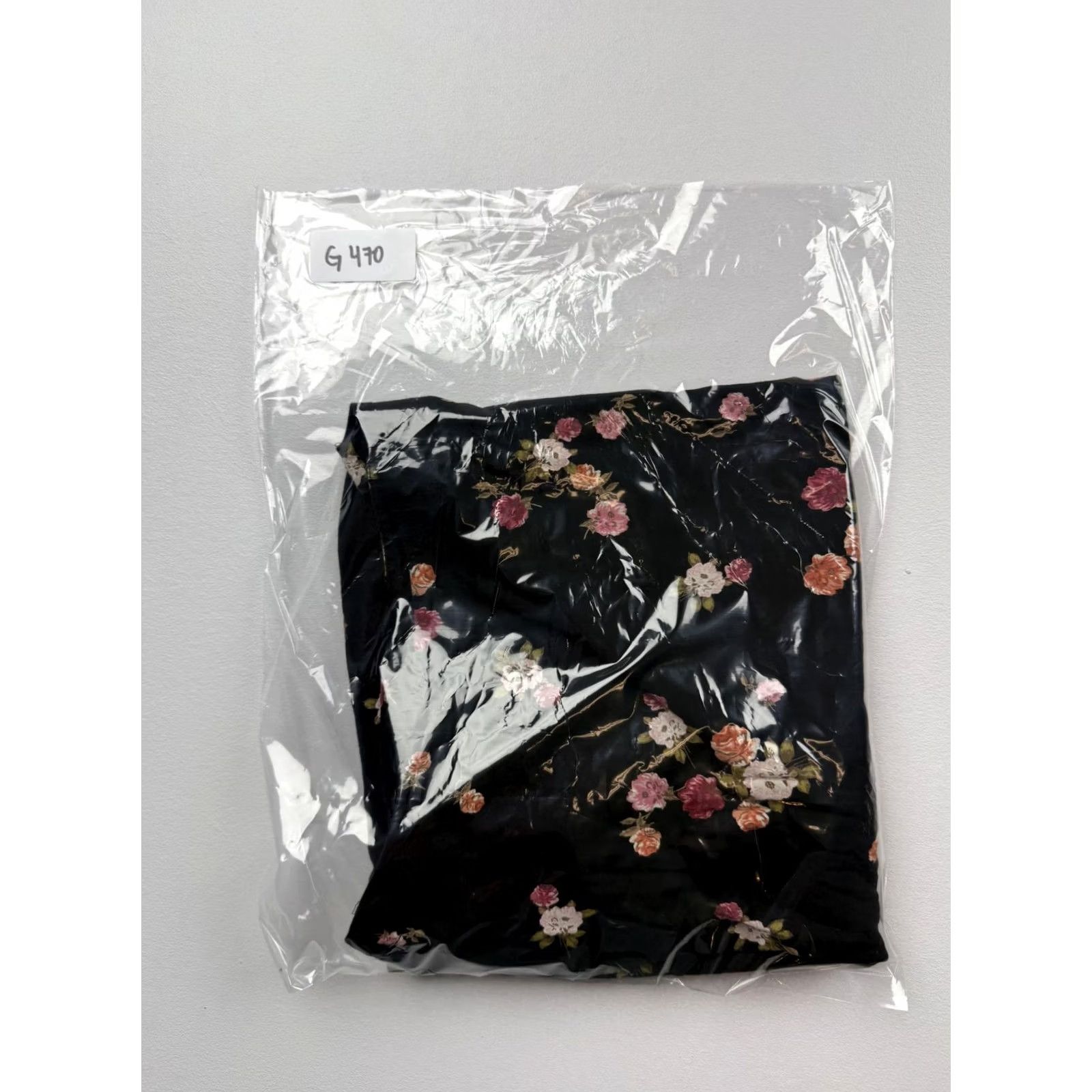 J. Jill J. Jill Womens M Black Boat Neck Long Sleeve Floral Supima Tee Top Size M / US 6-8 / IT 42-44 - 6 Thumbnail