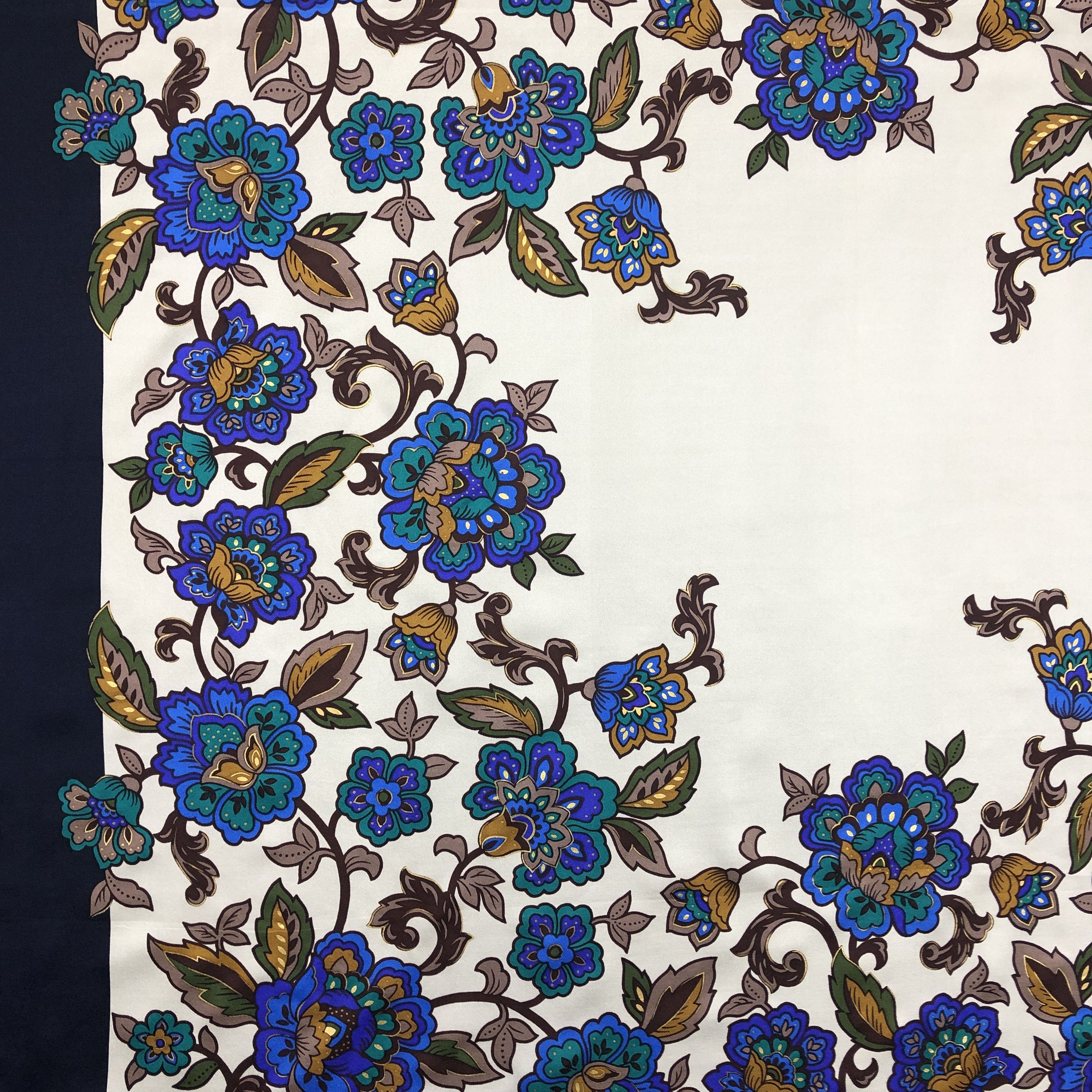 Jean-Louis Scherrer × Vintage Vintage Jean Louis Scherrer SILK Scarf Stole Wraps Scarves Size ONE SIZE - 10 Thumbnail