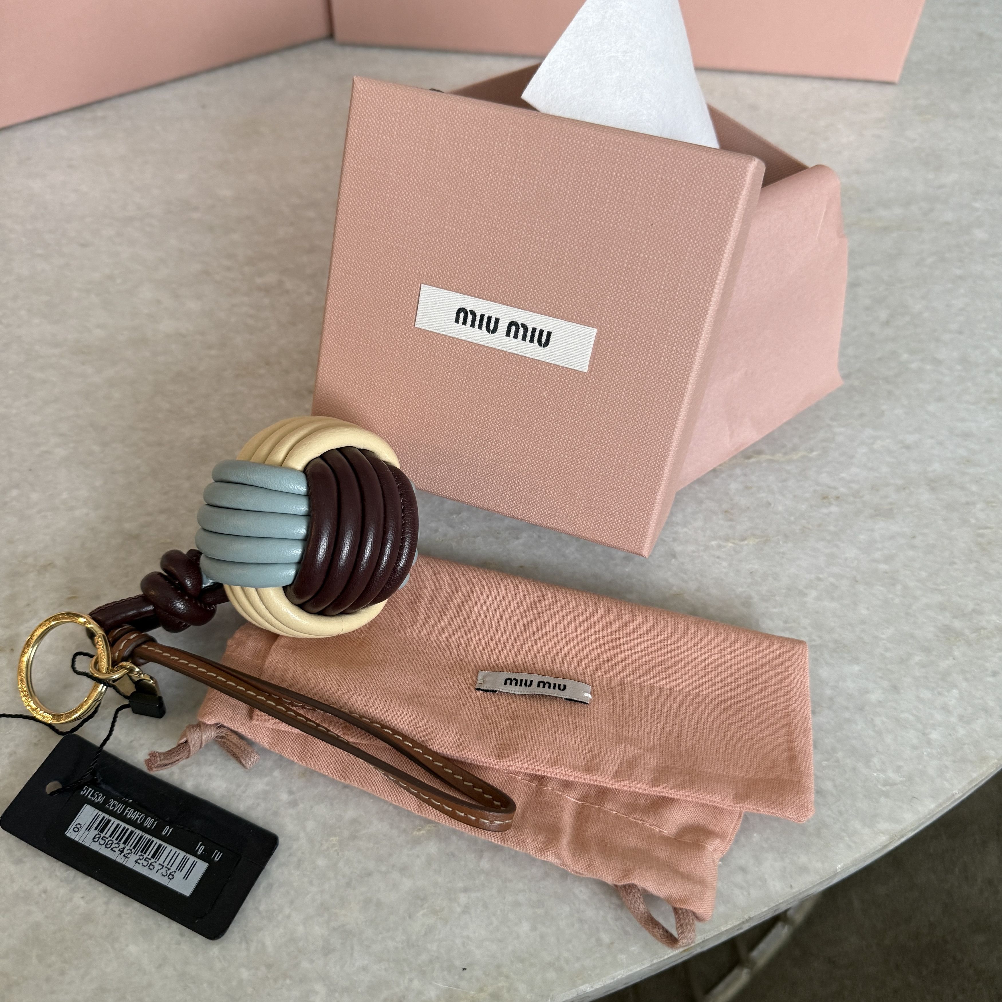 Miu Miu Miu Miu Bag Charm 5TL534 Knot Detail Leather Keychain Trick Size ONE SIZE - 4 Thumbnail