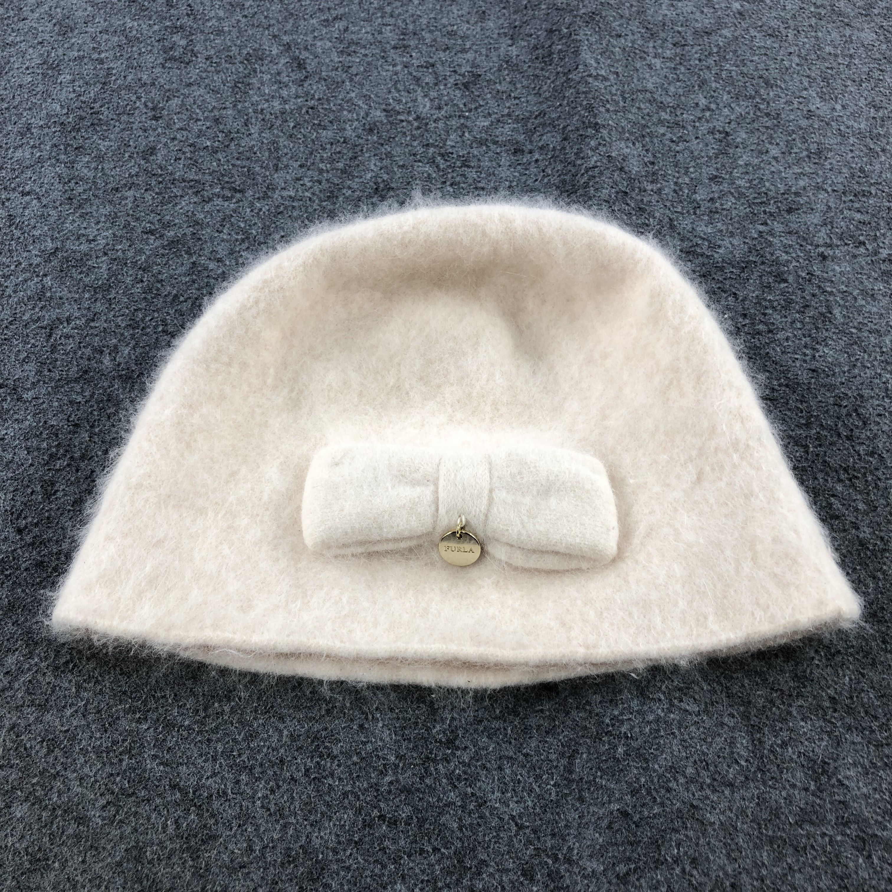 Furla Furla Angora Fur Beanie Snowcap Snow Hat B161 Size ONE SIZE - 3 Thumbnail