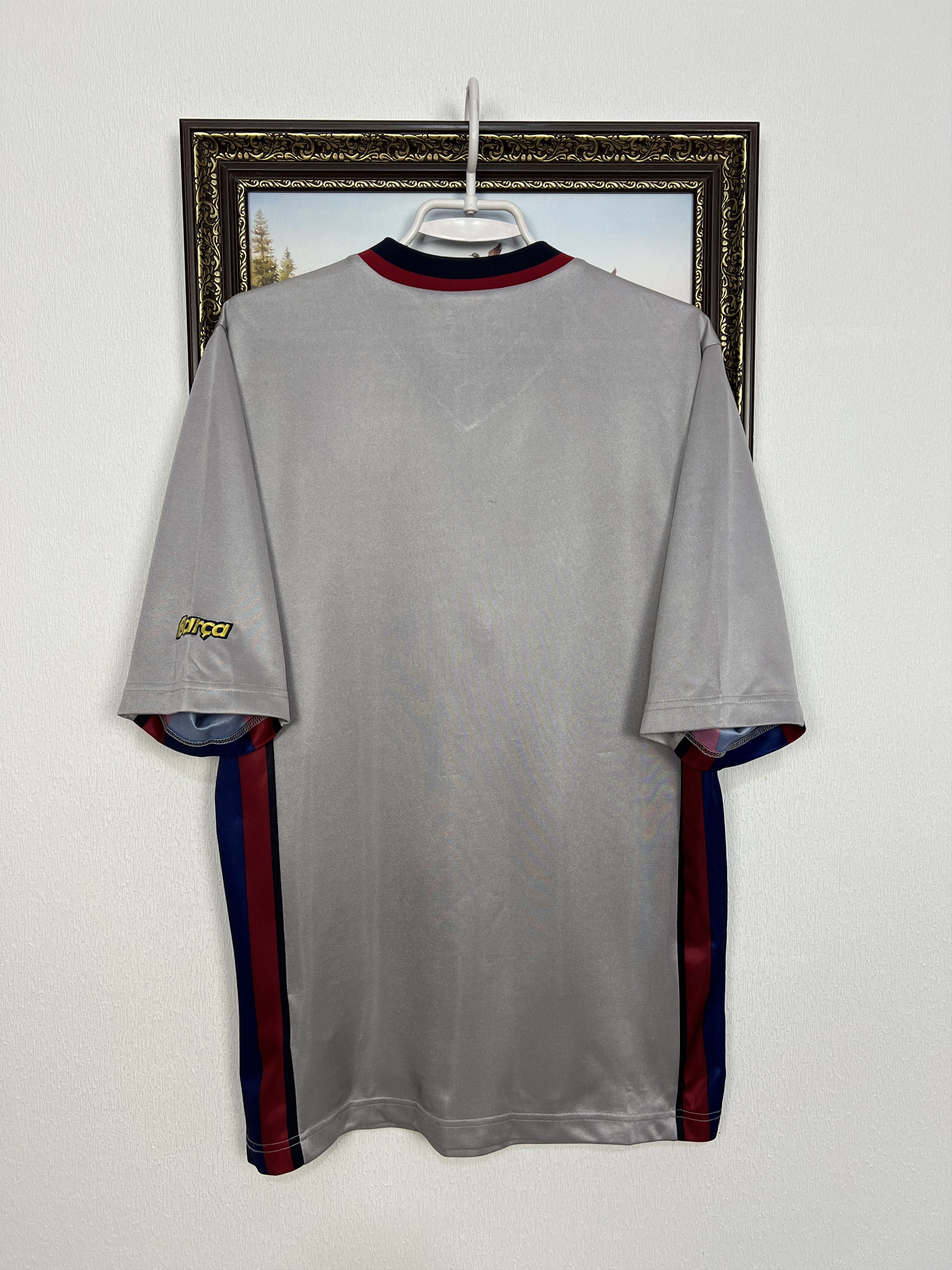 Nike Barcelona Away football shirt Soccer Jersey Trikot Camiseta Size US S / EU 44-46 / 1 - 9 Thumbnail