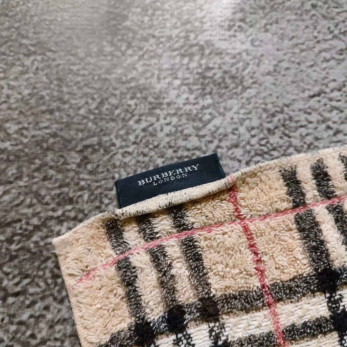 Burberry × Vintage BURBERRY LONDON NOVA CHECK VINTAGE TOWEL Size ONE SIZE - 4 Thumbnail