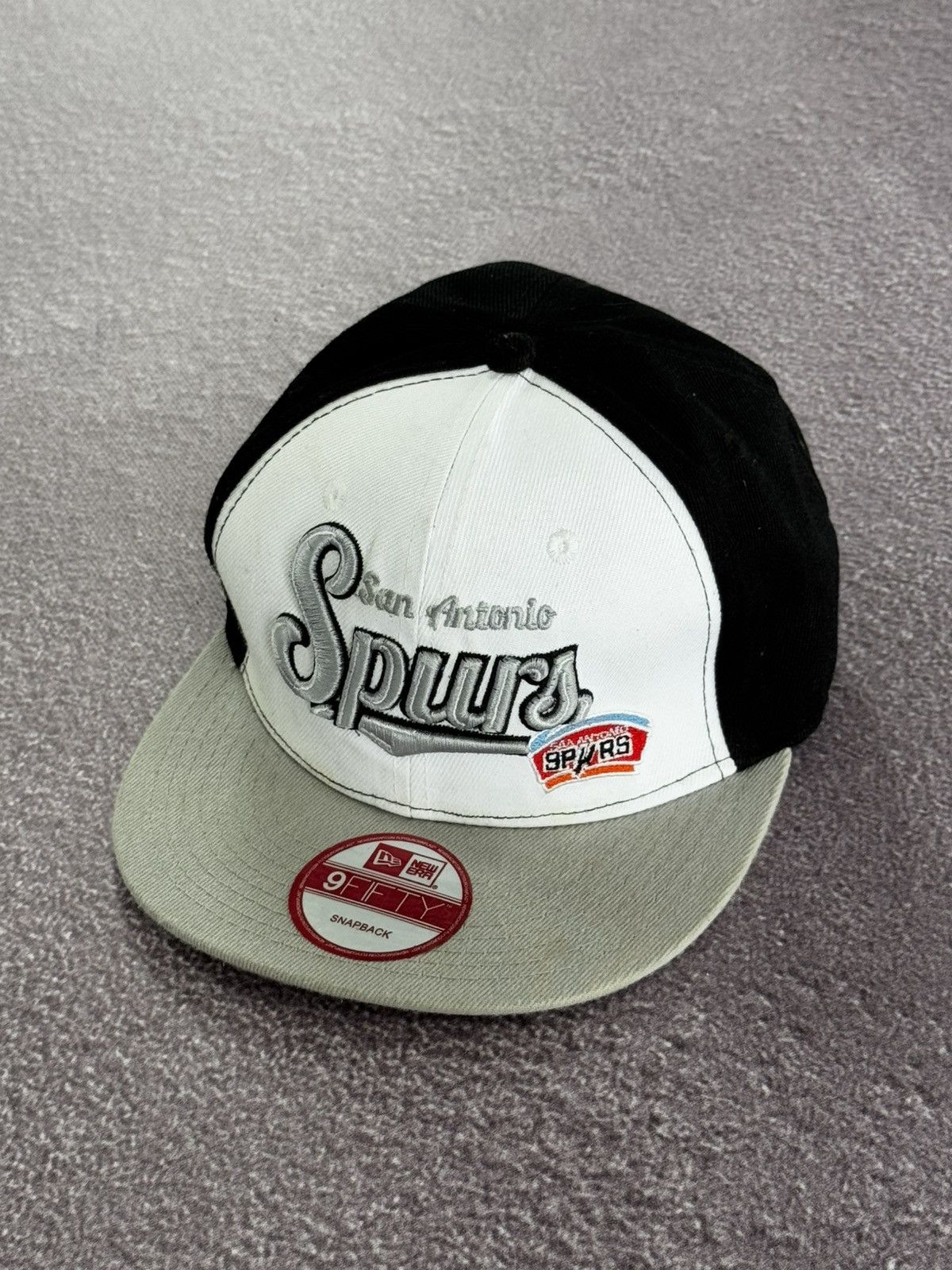NBA Vintage San Antonio Spurs Snapback Hat Size ONE SIZE - 4 Thumbnail