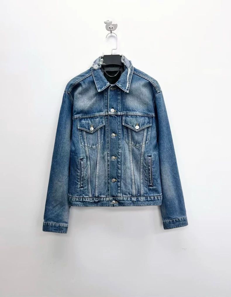 Balenciaga Balenciaga Washed Denim Jacket with Logo Size US M / EU 48-50 / 2 - 1 Thumbnail