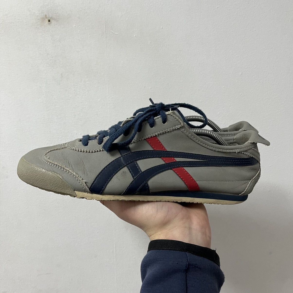 Asics Asics Onitsuka Tiger shoes sneakers Size US 8.5 / EU 41-42 - 5 Thumbnail