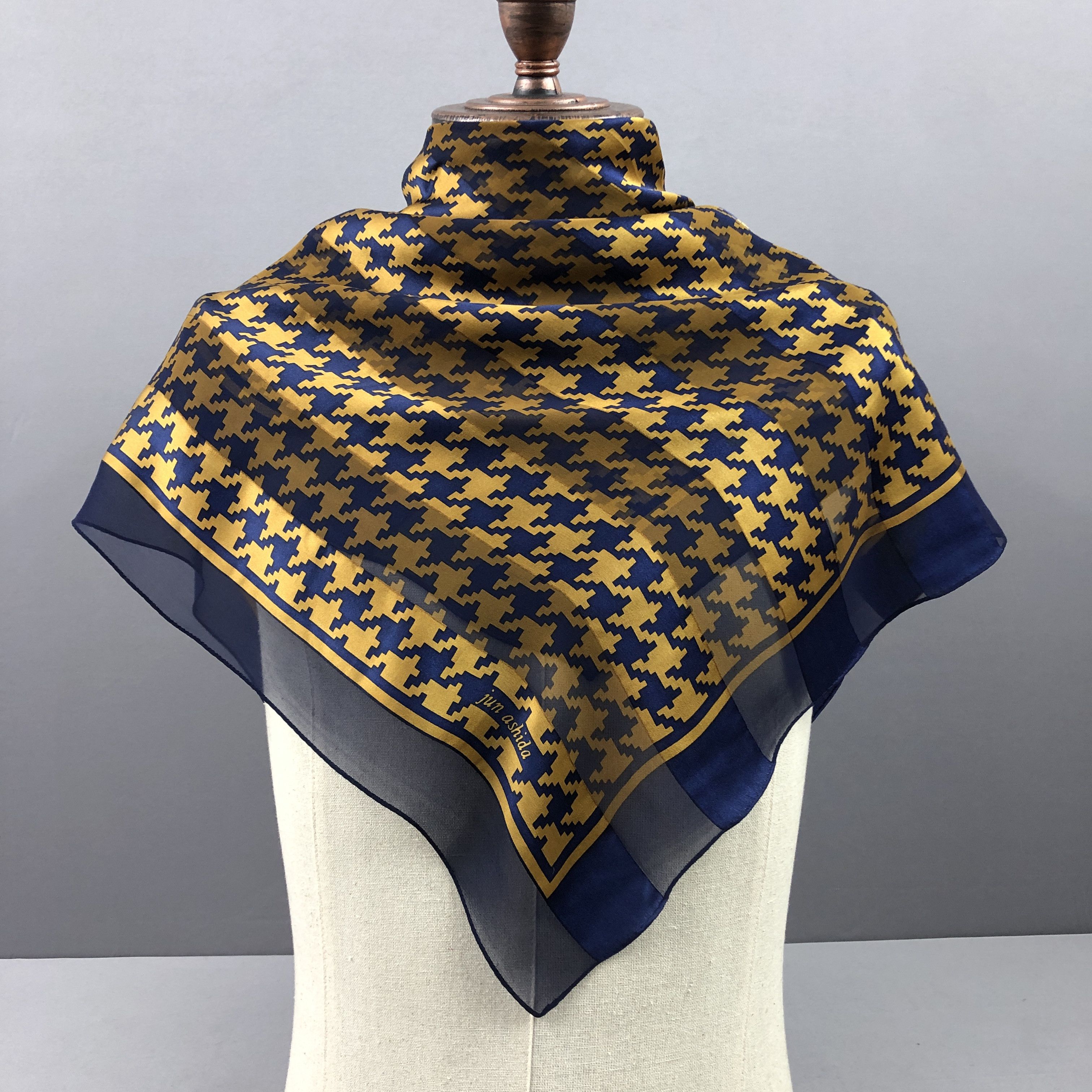 Japanese Brand Vintage Jun Ashida SILK Scarf Twill Stole Wraps Scarves Size ONE SIZE - 2 Thumbnail