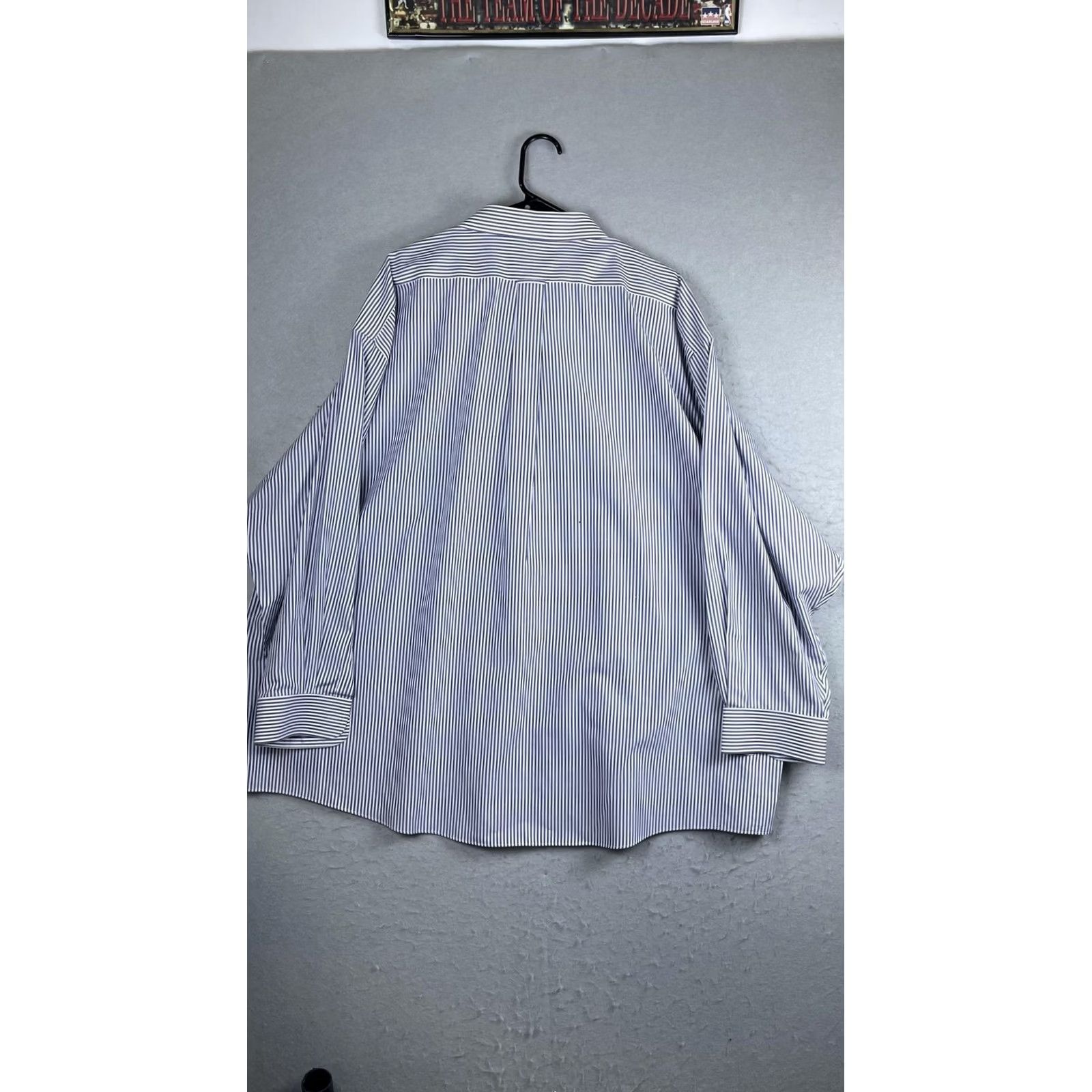 Roundtree & Yorke Roundtree & Yorke Gold Label Blue Stripe Non-Iron Dress Shirt Mens 20 34/35 Big & Tall Size US XXL / EU 58 / 5 - 5 Thumbnail
