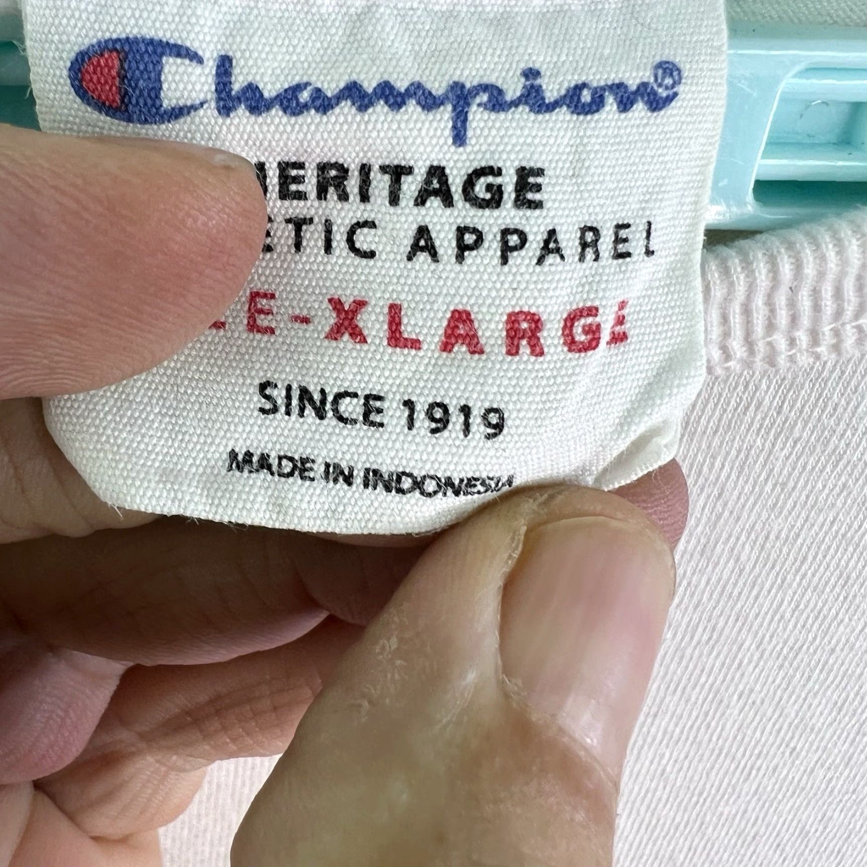 Champion VINTAGE Champion Long Sleeve Crew Neck Shirt Mens XL White Cotton Logo All Seasons Size US XL / EU 56 / 4 - 7 Thumbnail