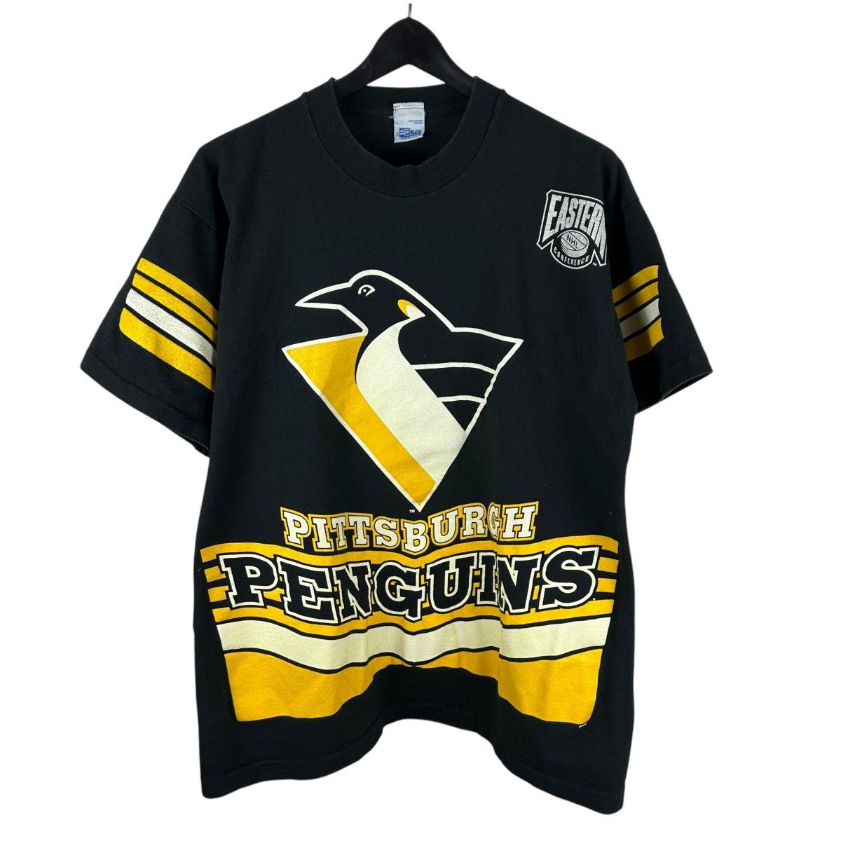 Salem Sportswear × Vintage Vintage 90s Salem Sportswear Pittsburgh Penguins Shirt Size US L / EU 52-54 / 3 - 1 Thumbnail