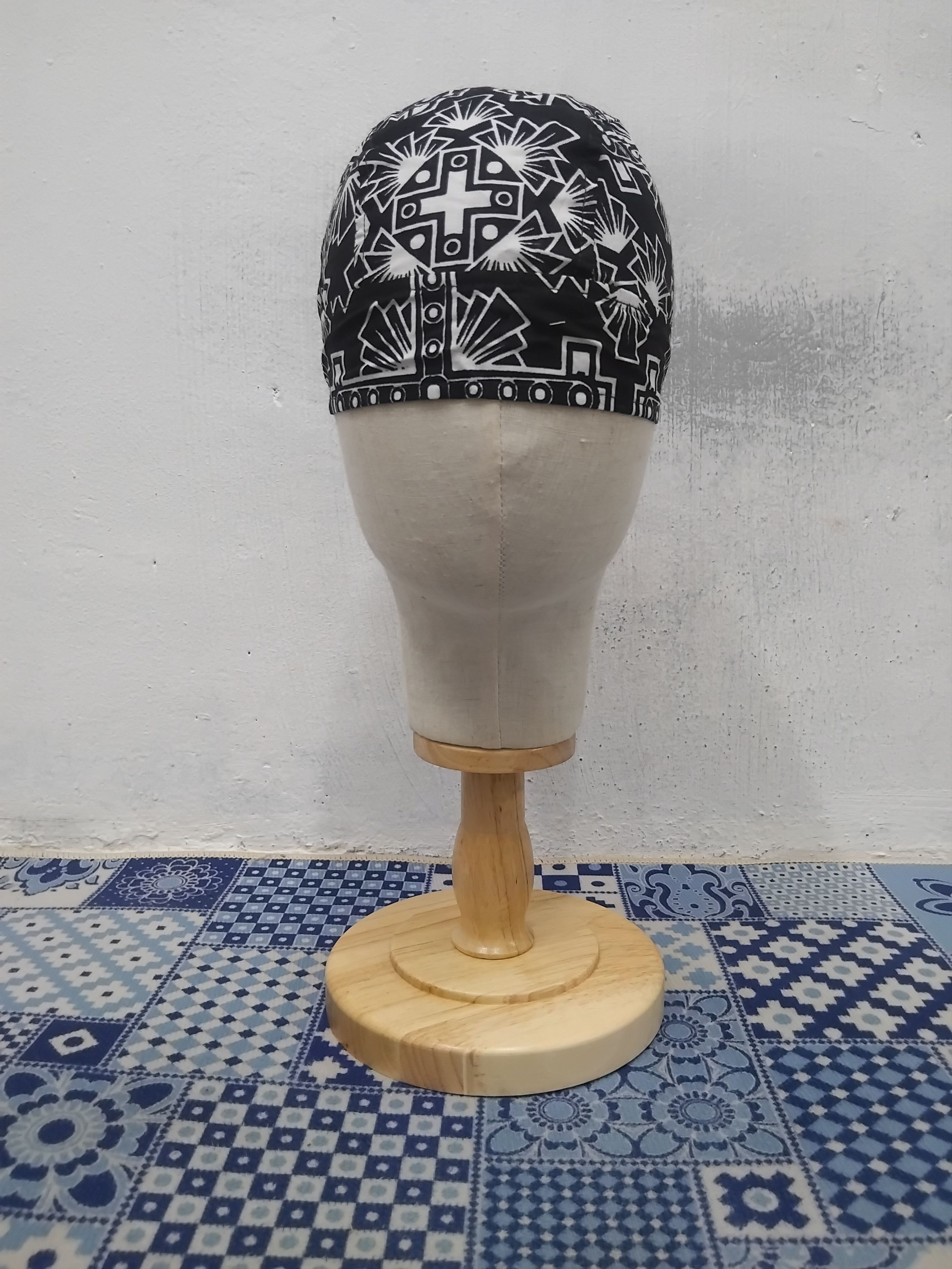 Japanese Brand 💥Cross black colour cover hat Size ONE SIZE - 3 Thumbnail