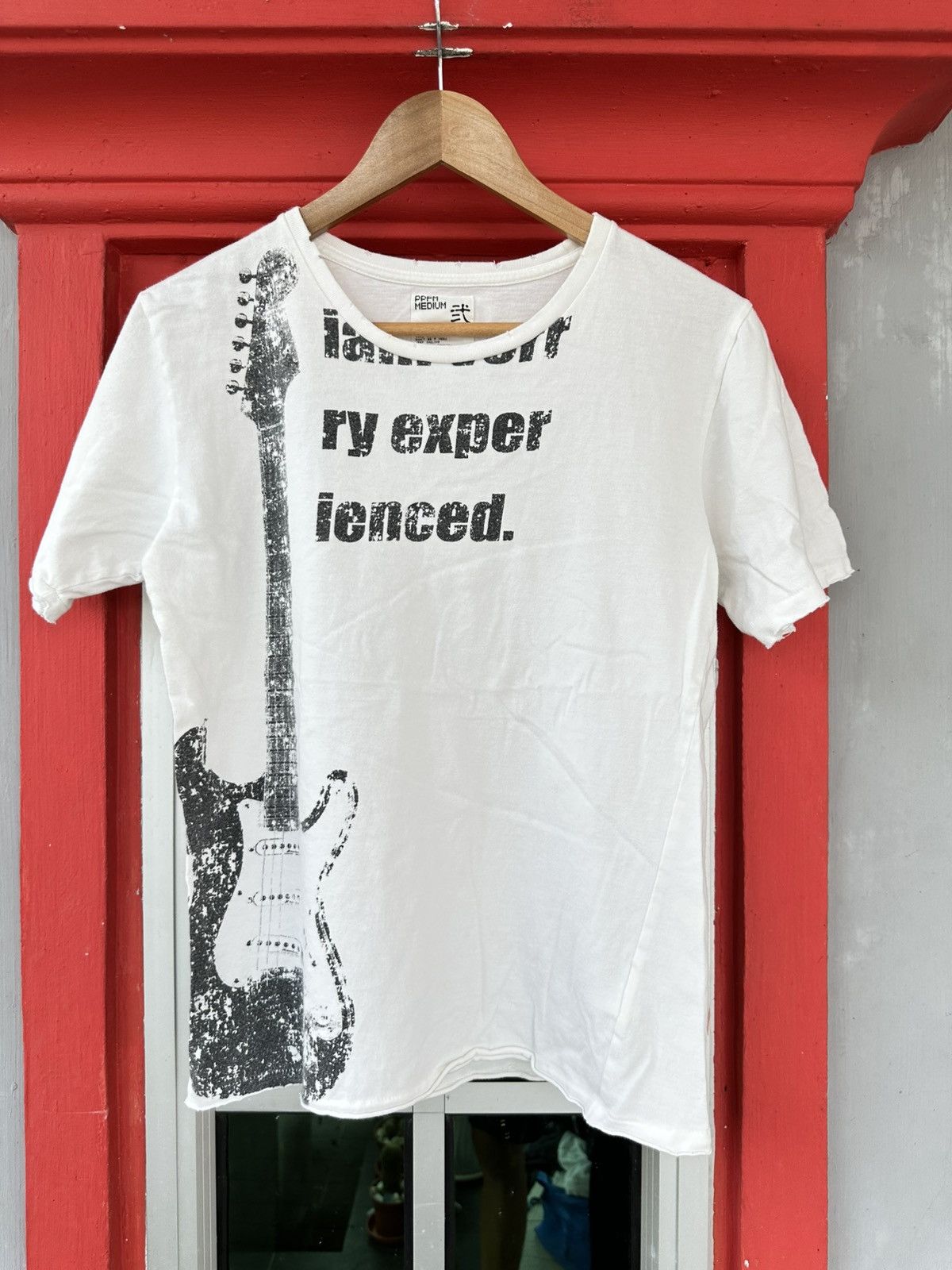 PPFM PPFM Guitar Distressed design Tee Size US M / EU 48-50 / 2 - 1 Thumbnail