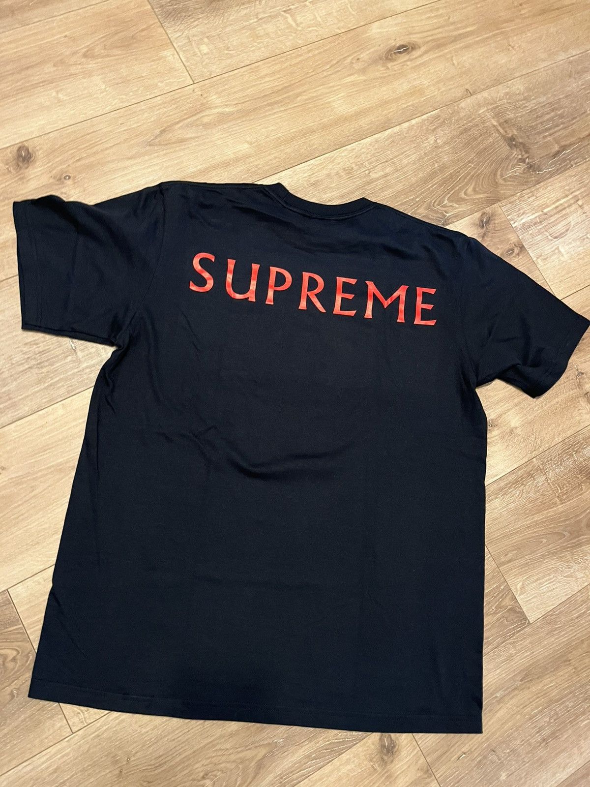 Damien Hirst × Supreme Supreme / Damien hirst tee | Grailed