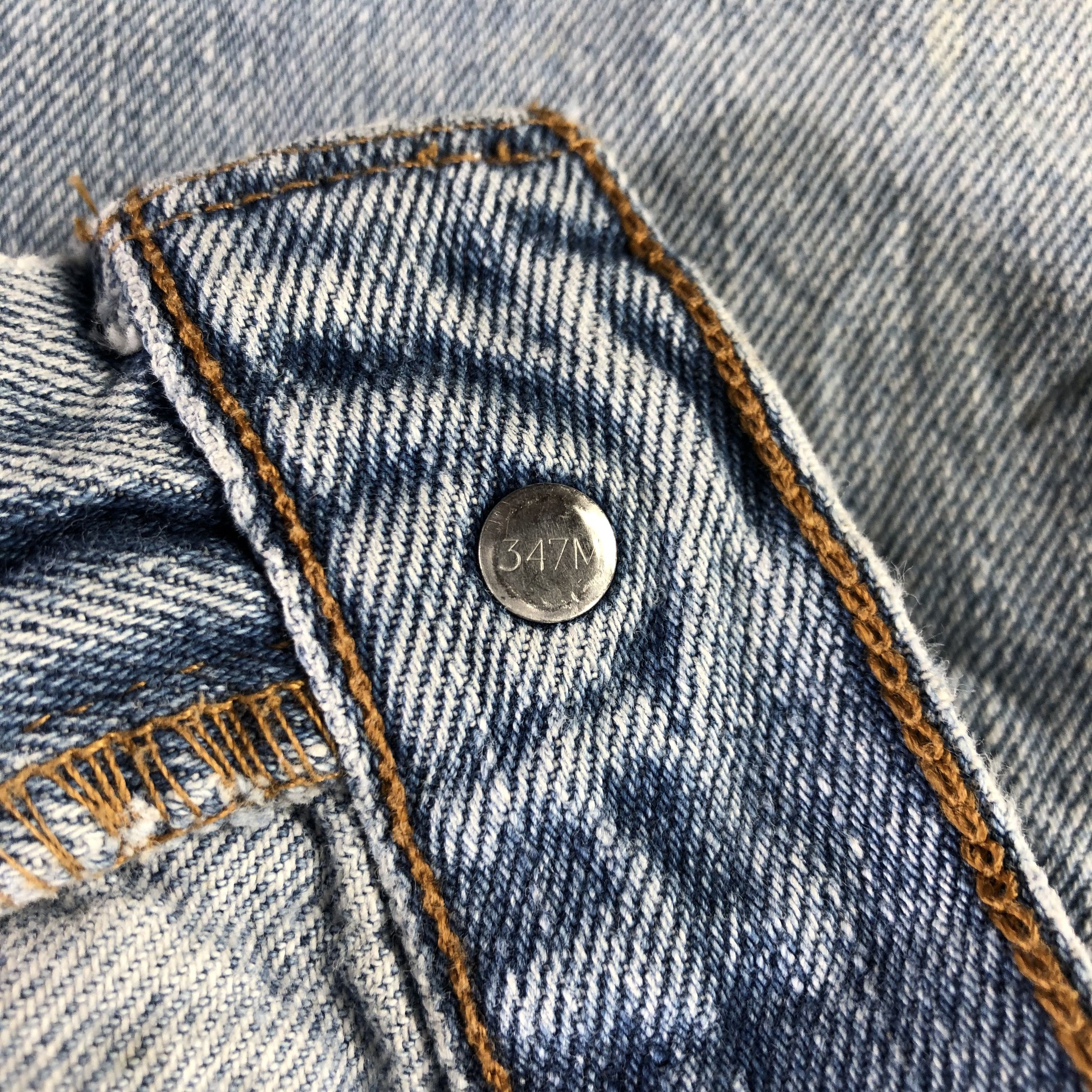 Levi's Vintage Blue Wash Levis 505 Jeans-J3075 Size US 35 - 8 Thumbnail
