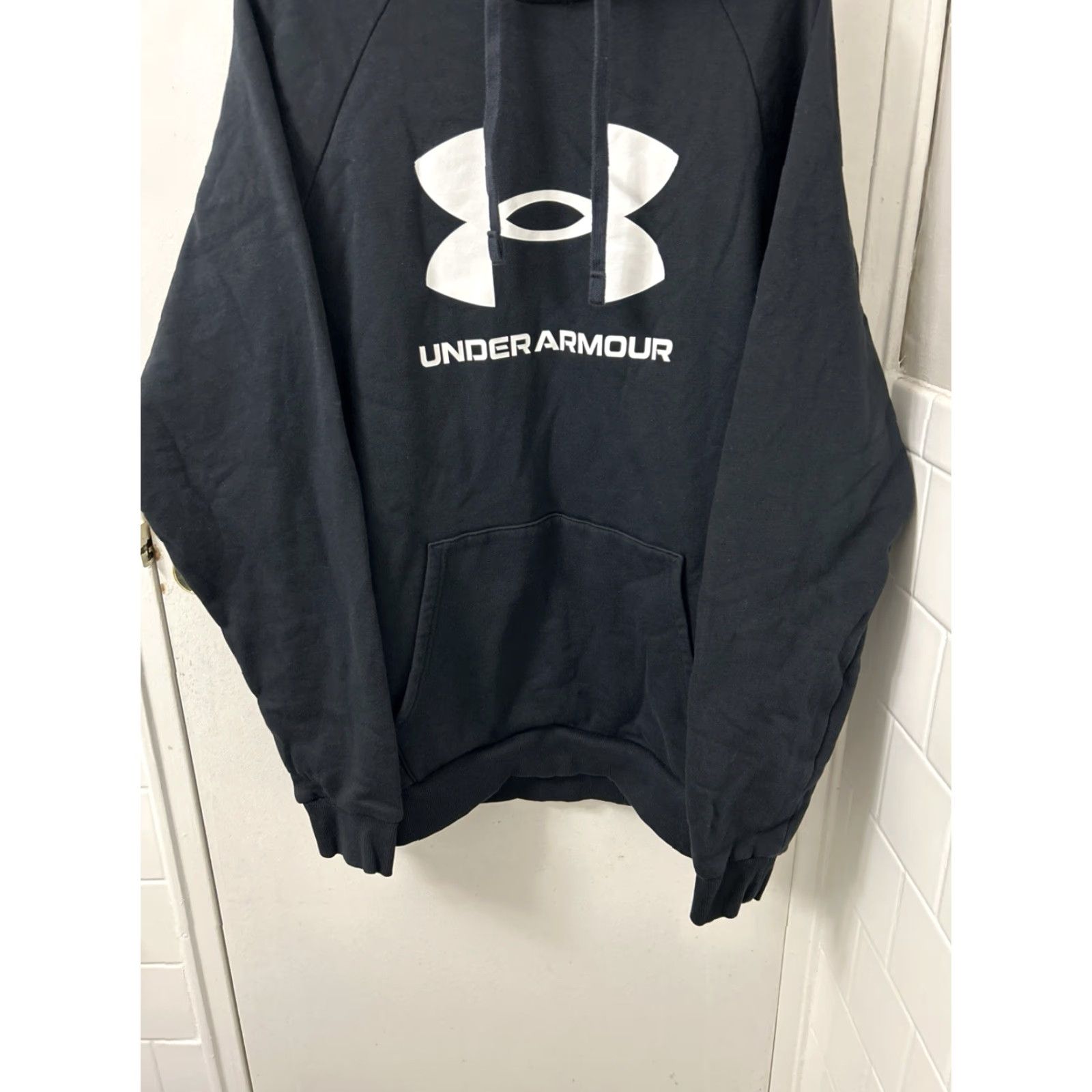 Under Armour Under Armour Hoodie Mens Large Black Pullover Sweatshirt Fleece Logo Graphic Print Pullover Hooded Pockets Regular Fit L/S Casual Fall Winter Men Size US L / EU 52-54 / 3 - 3 Thumbnail