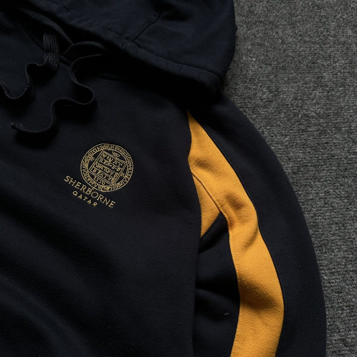 Genetic Manipulation Shinichiro Kuriya VTG Japanese Style Kukri Sherborne Qatar Hoodie Size M Y2K Size US M / EU 48-50 / 2 - 9 Thumbnail