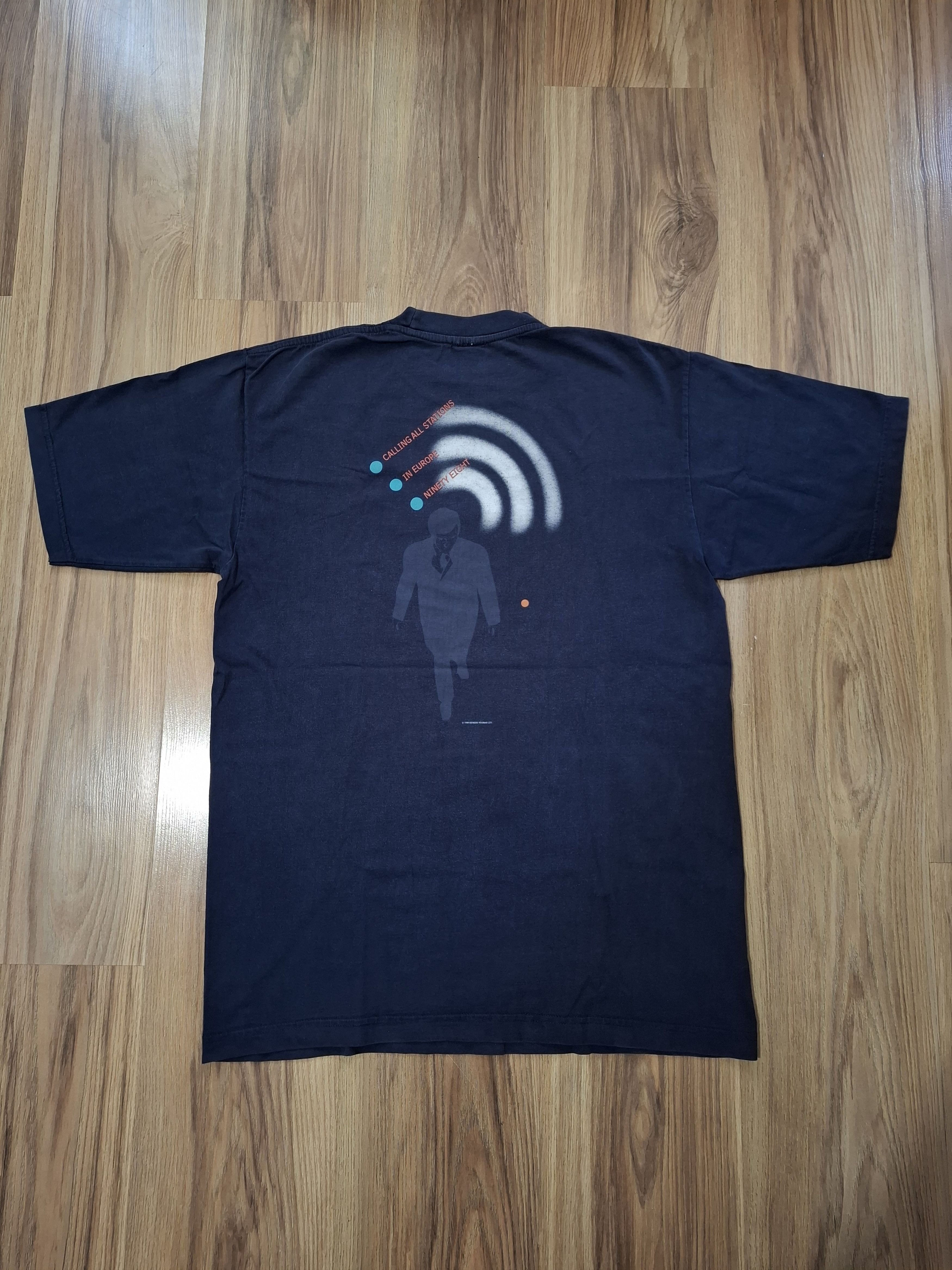 Band Tees 1998 Genesis Calling All Stations vintage T-shirt Size US L / EU 52-54 / 3 - 1 Thumbnail