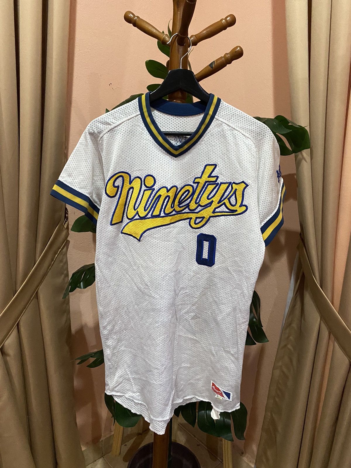 Mizuno VINTAGE NINETYS ICHIKAWA BASEBALL JERSEY Size US M / EU 48-50 / 2 - 3 Thumbnail