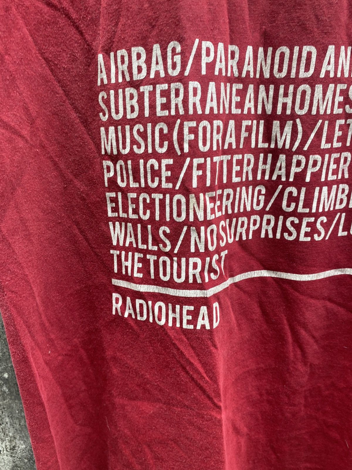 Band Tees × Vintage Vintage Radiohead Ok Computer Sun Faded tee Size US M / EU 48-50 / 2 - 4 Thumbnail