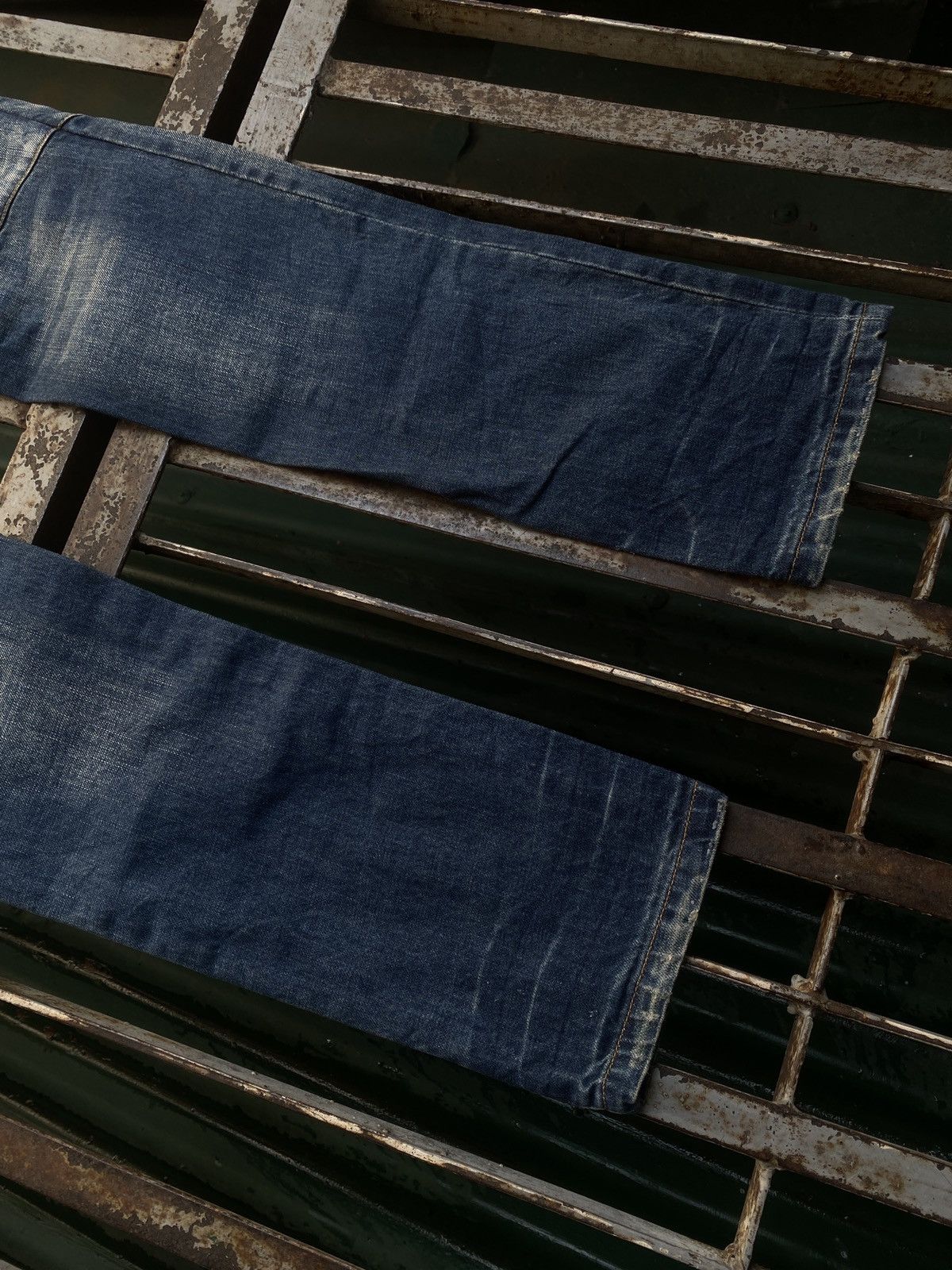 Balmain Balmain - Distressed Biker Jeans Denim Blue Washed Size US 30 / EU 46 - 9 Thumbnail