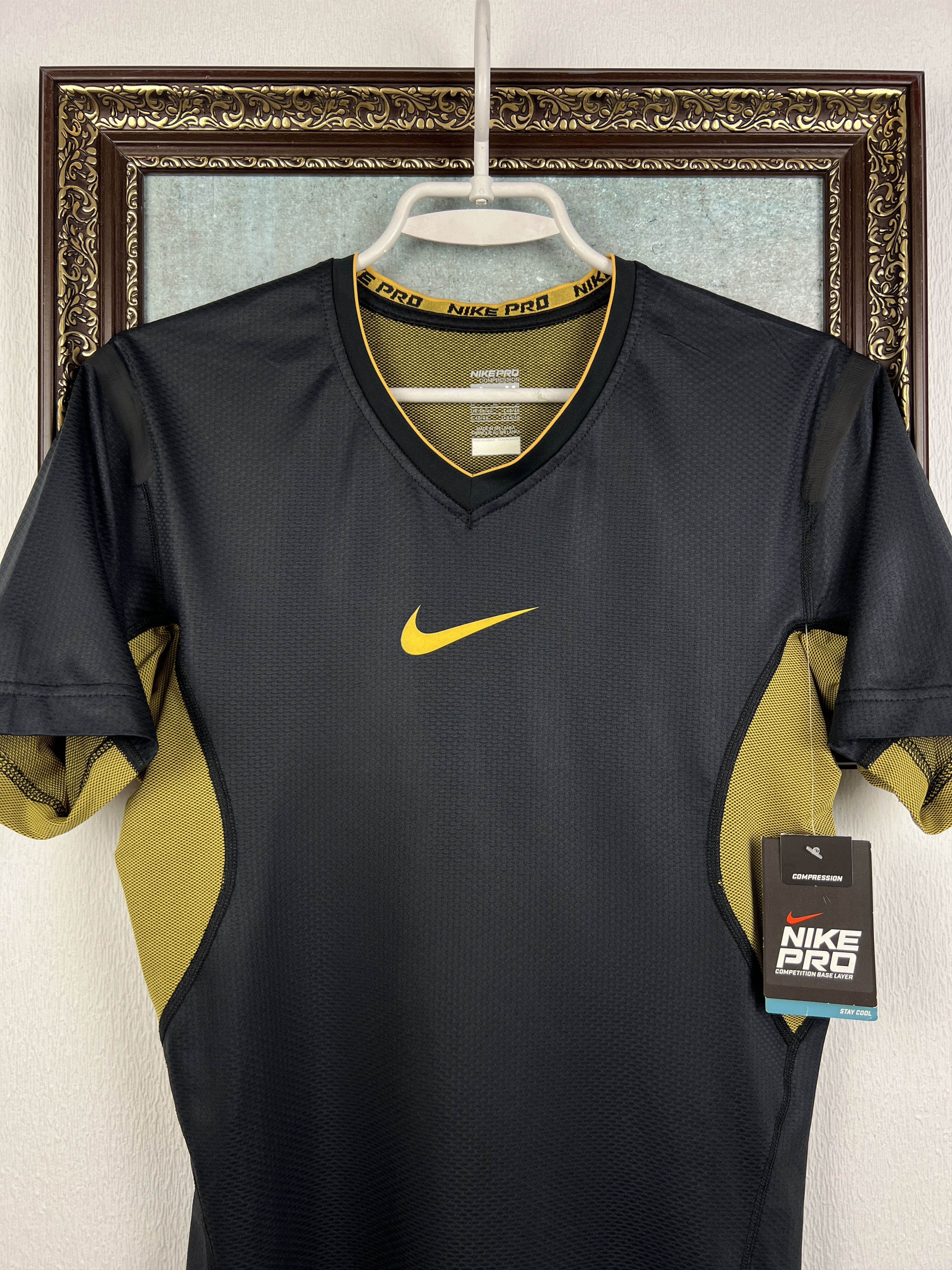 Nike Pro Brazil Football Player Compression Training Shirt Jersey Size US M / EU 48-50 / 2 - 2 Thumbnail