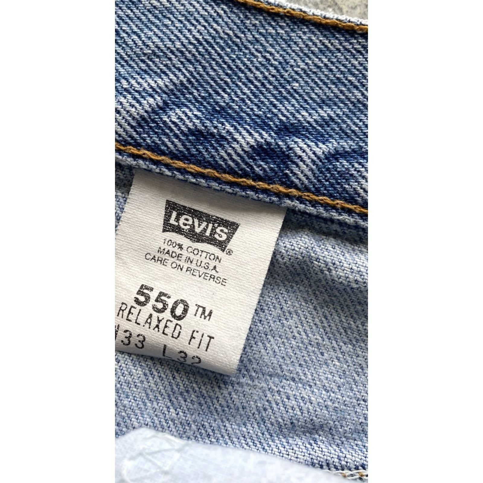 Levi's VINTAGE Levi’s 550 Jeans Men 33x32 Blue USA Inseam 32 Flaws Wear Relaxed Fit Pants Size US 33 - 3 Thumbnail