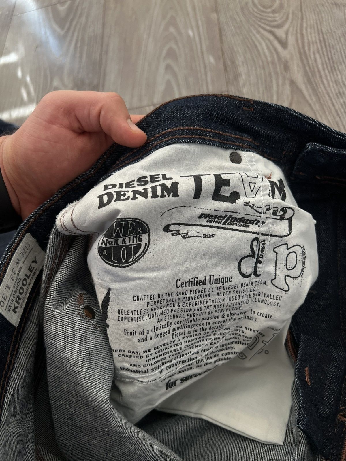 Diesel Diesel Avant Garde Krooley Regular Slim-Carrot Selvage Jeans Size US 33 - 20 Thumbnail