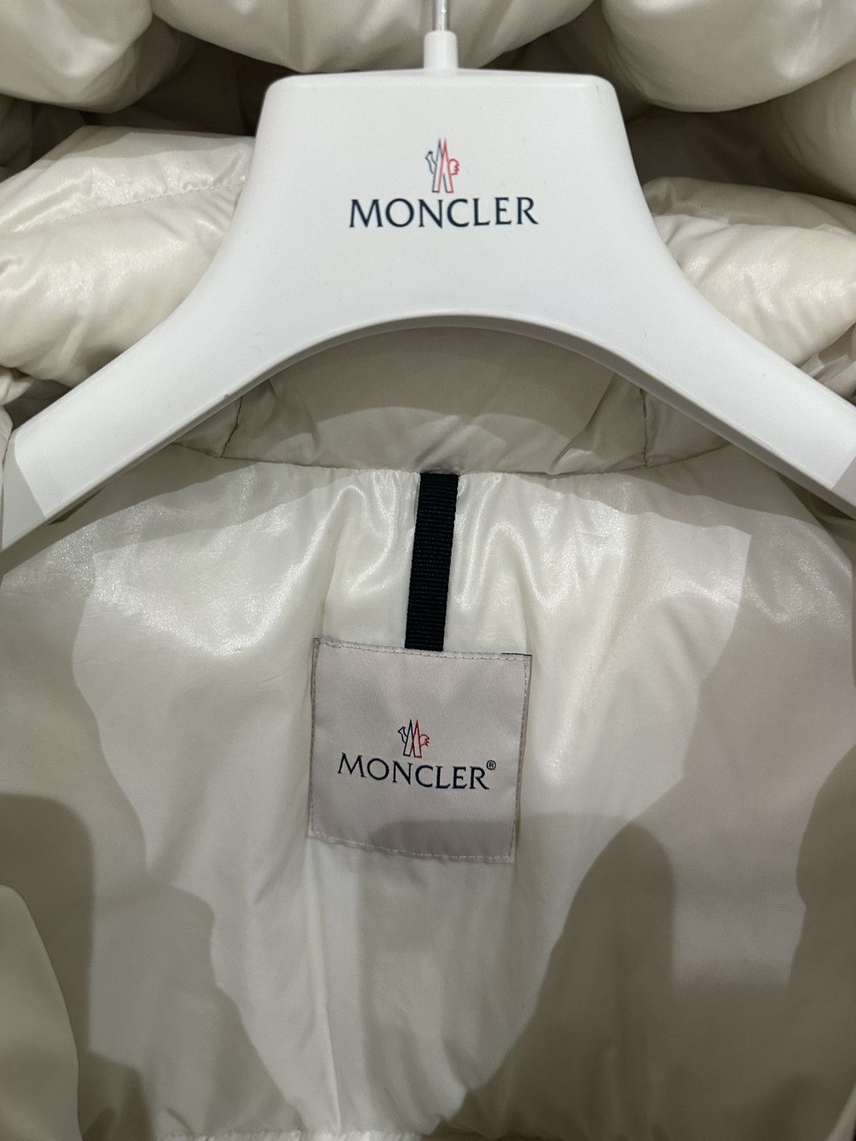 Moncler Moncler white down Parka Jacket Size US S / EU 44-46 / 1 - 4 Thumbnail