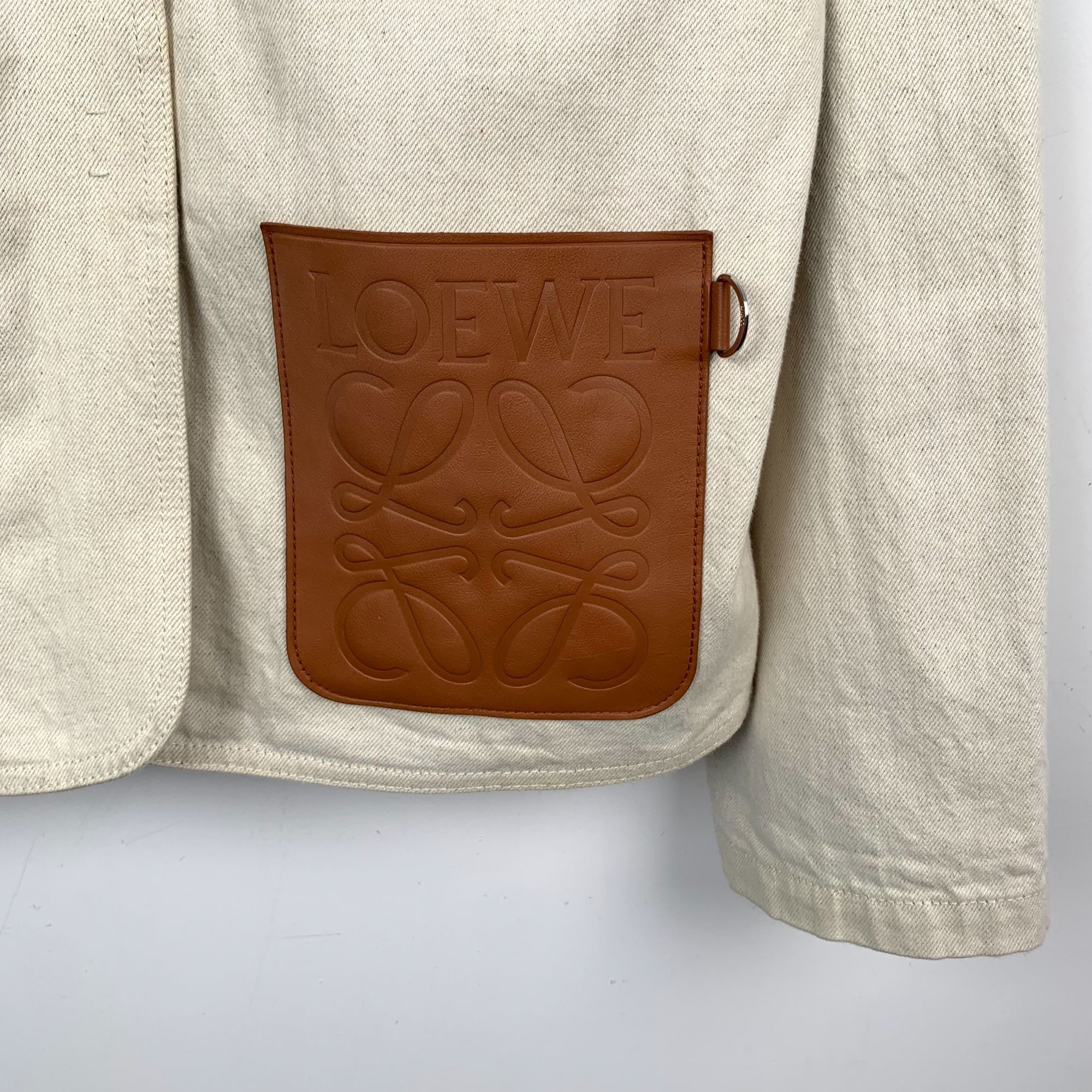 Loewe J9214 Loewe Beige Cotton-Linen Blend Jacket With Embossed Le Size US M / EU 48-50 / 2 - 4 Thumbnail