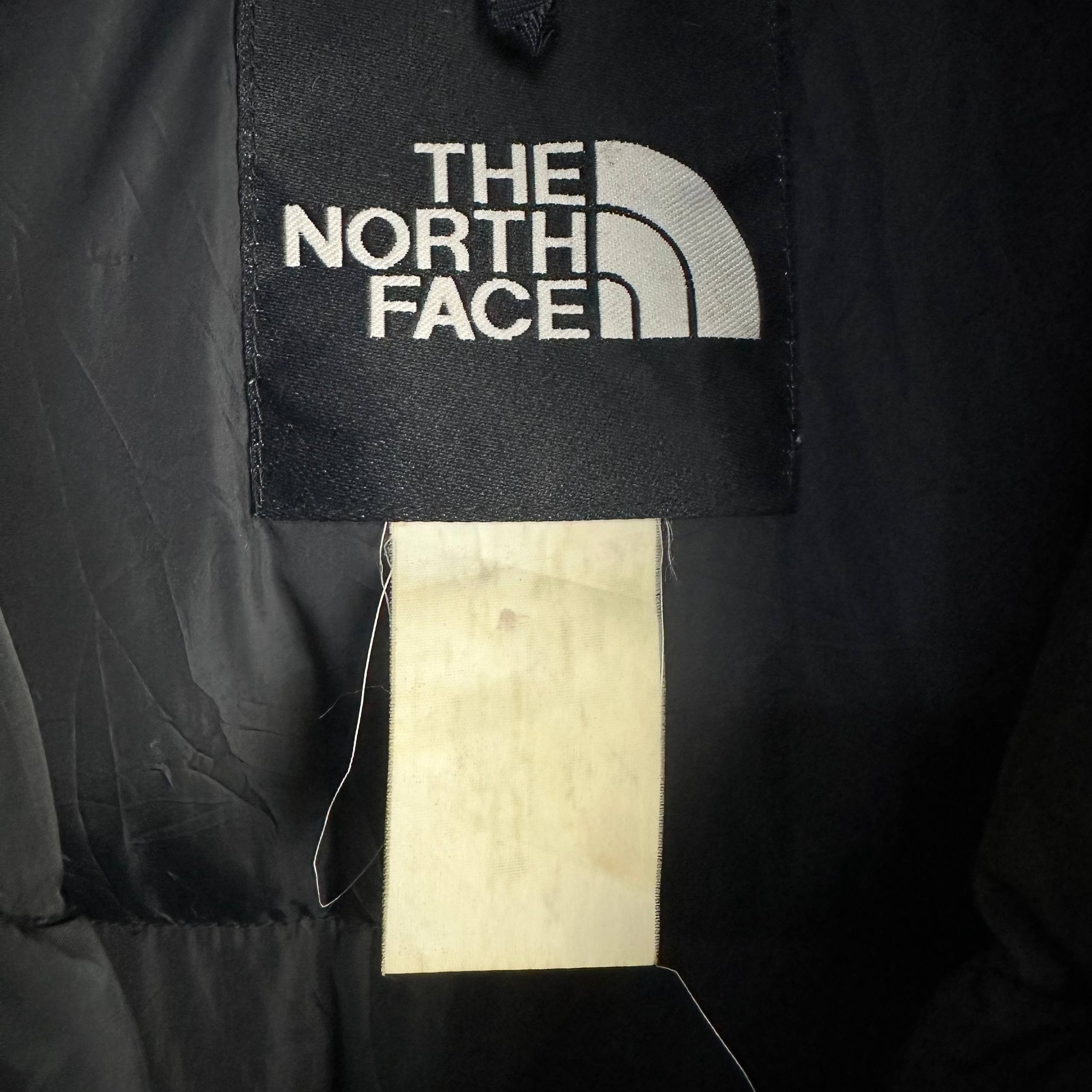 The North Face Vintage The North Face Retro Nupste Jacket Size US L / EU 52-54 / 3 - 17 Thumbnail