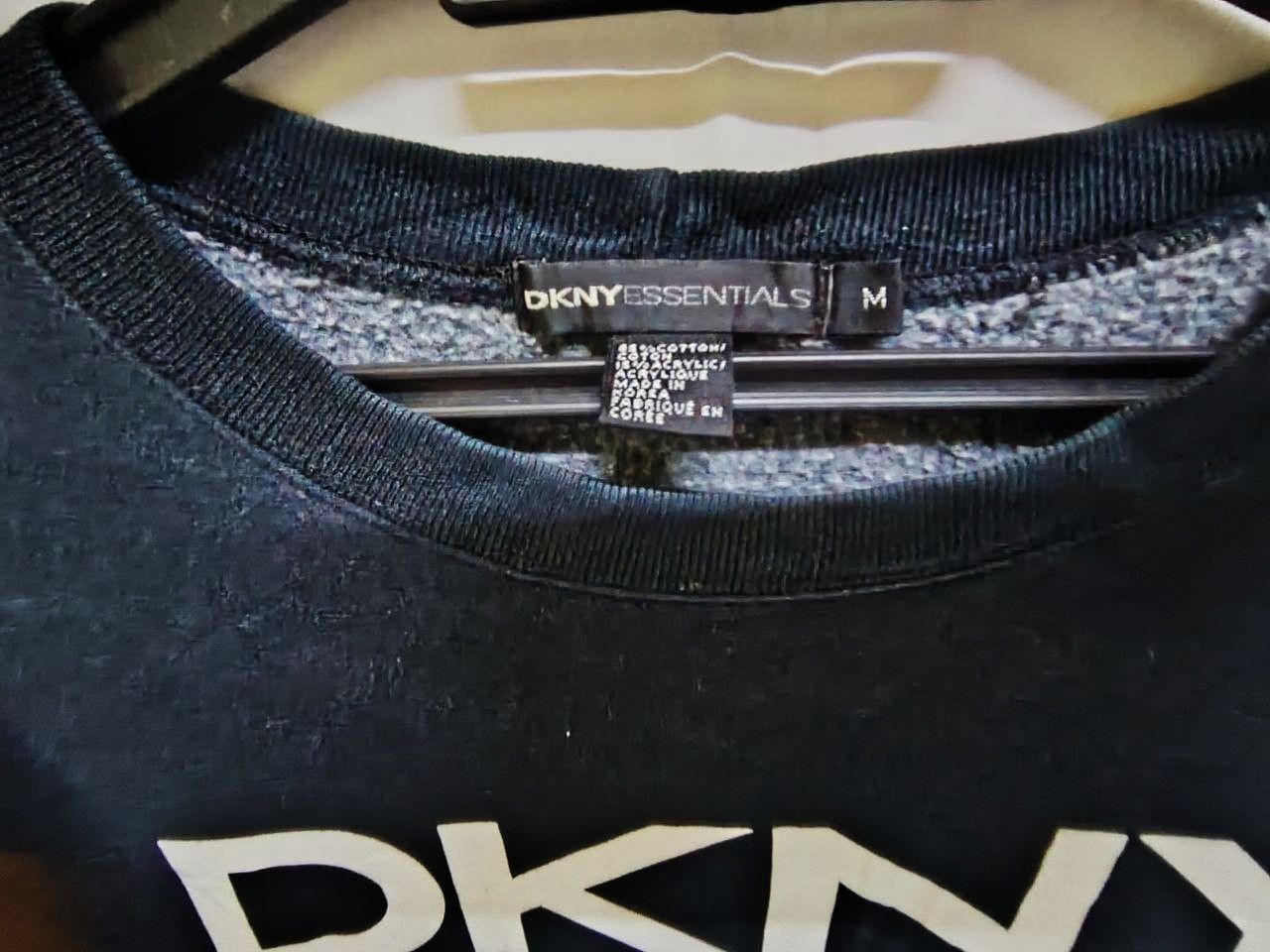 DKNY VTG 90s DKNY Essentials "Spell Out" Big Logo Sweatshirt Size M / US 6-8 / IT 42-44 - 4 Thumbnail