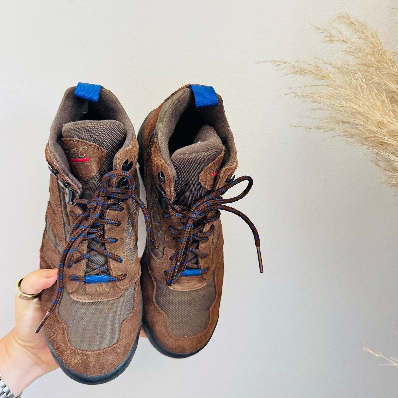 Vintage VINTAGE HI TECH 90s Brown Suede Leather Rubber Hiking Boot 9 Size US 9 / IT 39 - 7 Thumbnail