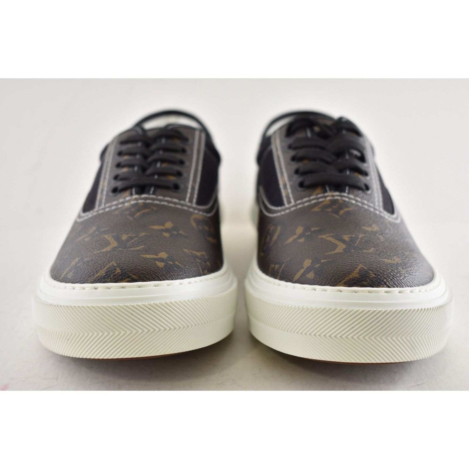 Louis Vuitton Louis Vuitton Trocadero Richelieu Black Monogram Logo Low Size US 9 / EU 42 - 10 Thumbnail