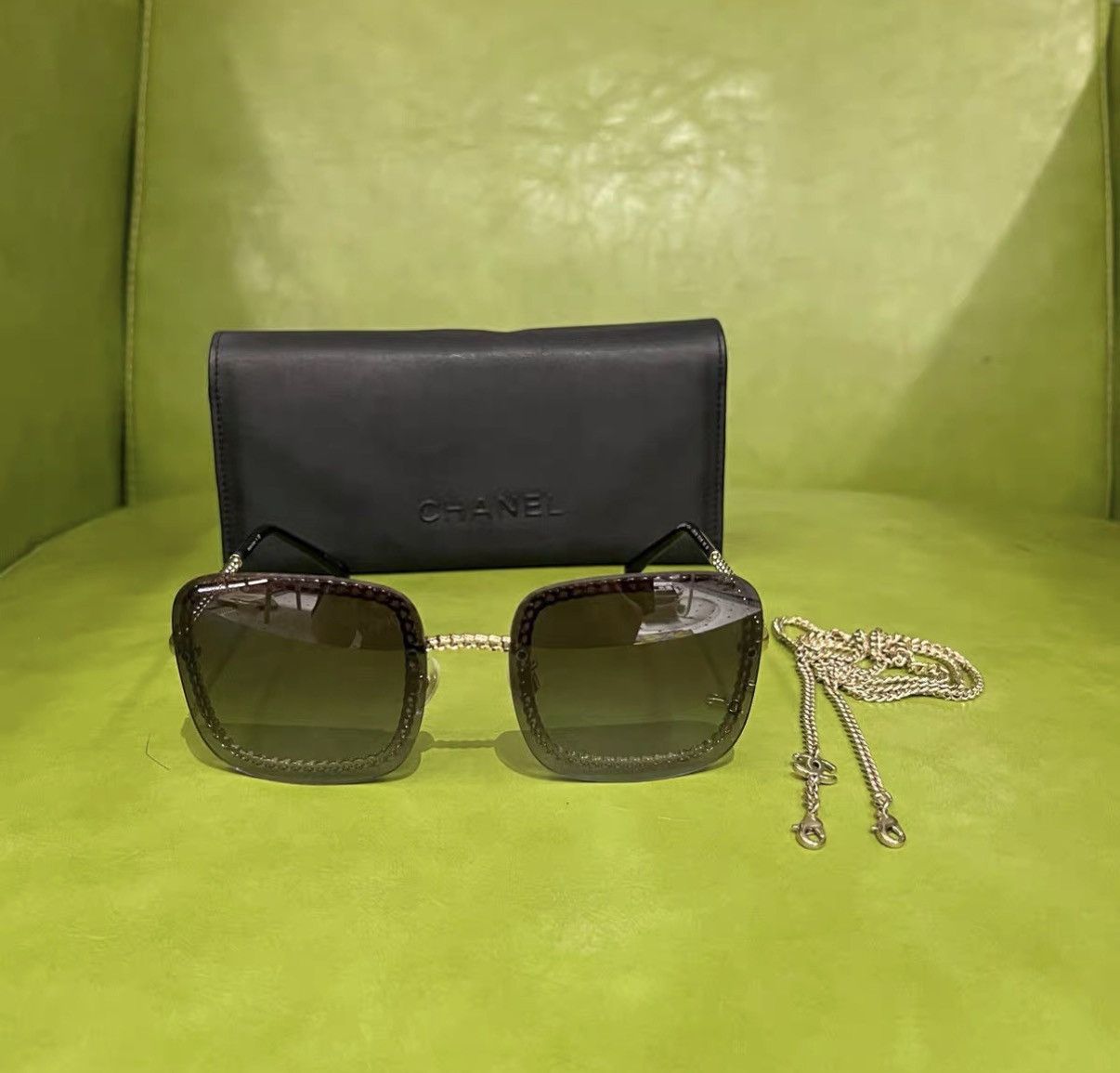 Chanel Chanel Square Frame Chain Sunglasses J42 Size ONE SIZE - 1 Thumbnail