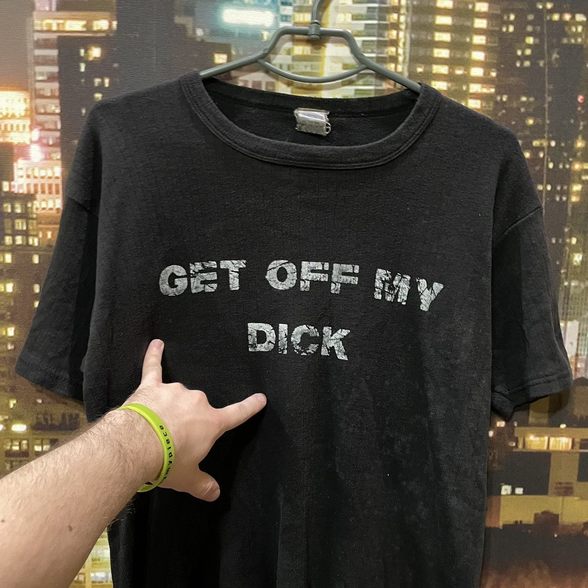 Band Tees VINTAGE 90S BLACK TEE GET OFF MY DICK PENIS FUNNY PORNO Size US L / EU 52-54 / 3 - 4 Thumbnail