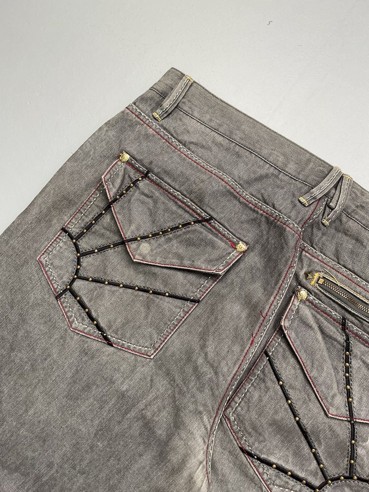 Coogi Vintage Coogi crazy patterns embroidered denim pant Size US 42 / EU 58 - 15 Thumbnail