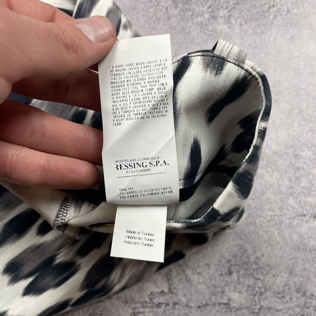 Roberto Cavalli Class Roberto Cavalli Skirt White Leopard Print Luxury Size 26" / US 2 / IT 38 - 9 Thumbnail