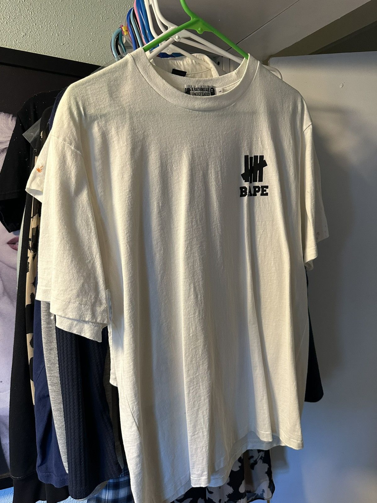 Bape × Undefeated Bape x Undefeated Return of the Bape Tee Size US L / EU 52-54 / 3 - 2 Thumbnail