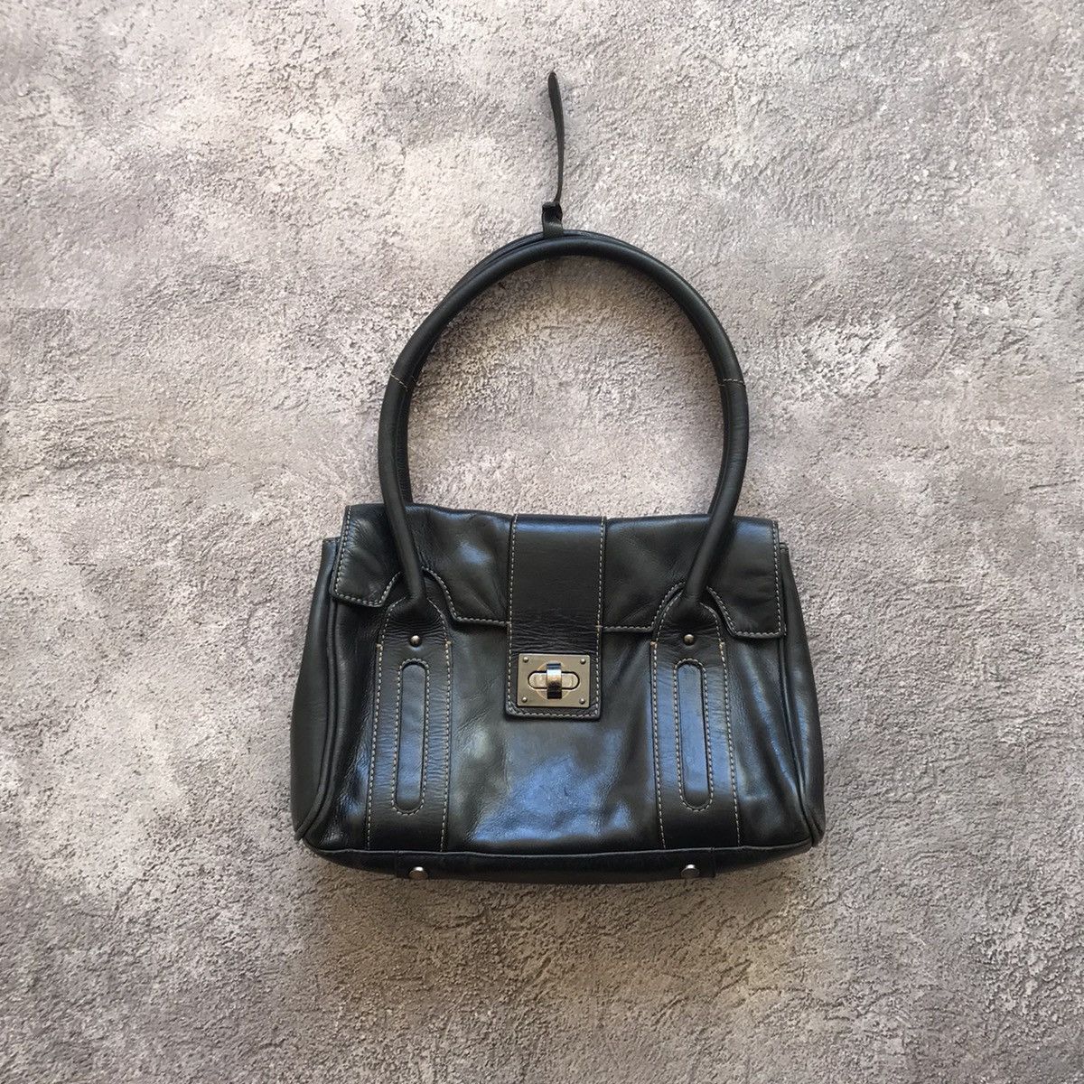 Vintage Vintage Y2K Black Leather Shoulder Bag Japanese Streetwear O Size ONE SIZE - 7 Thumbnail