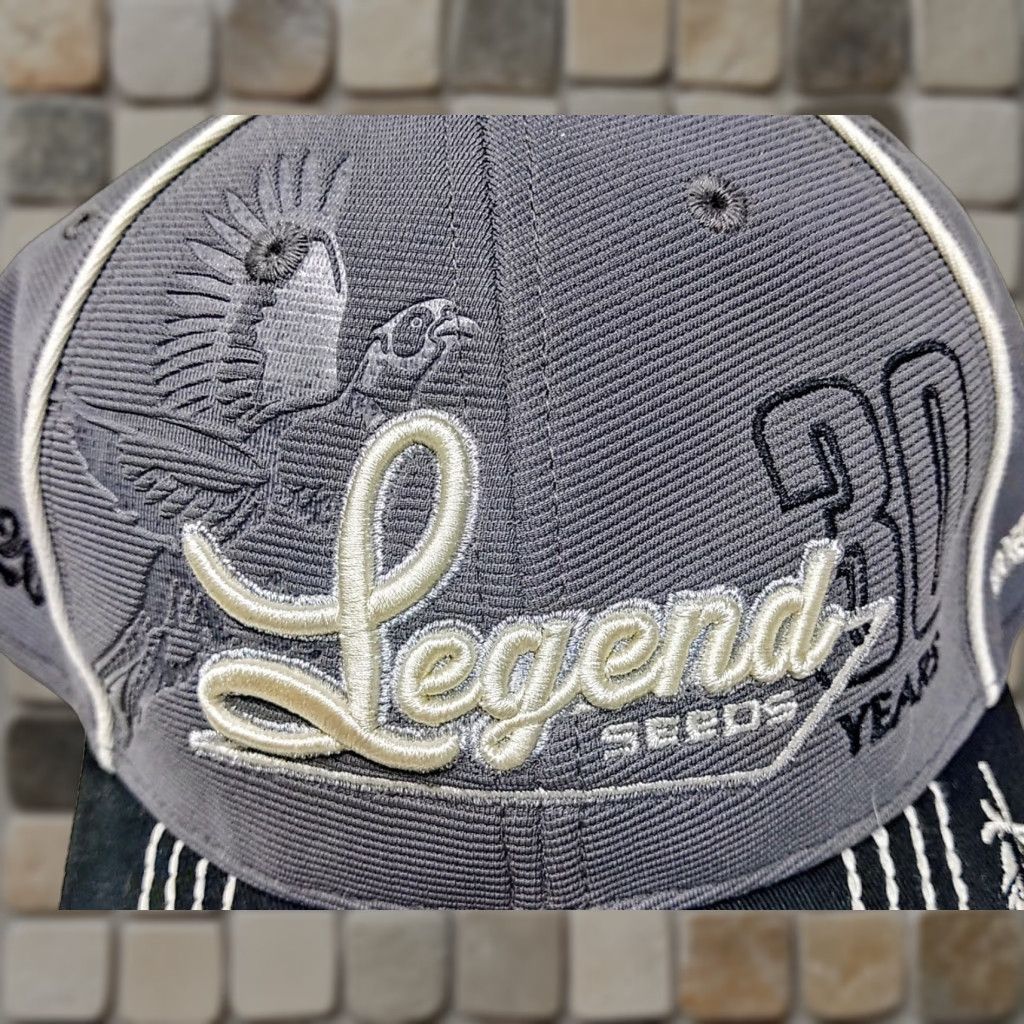 Vintage Legend Seeds Hat Baseball Cap Men Adjustable Gray 90s USA Farm Pheasant Display Canvas Cotton Polyester Size ONE SIZE - 1 Thumbnail