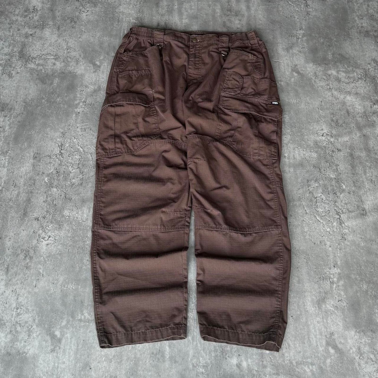 Carhartt × Vintage Vintage Y2K Carhartt Style Baggy Double Knee Cargo Pants Size US 38 / EU 54 - 1 Thumbnail