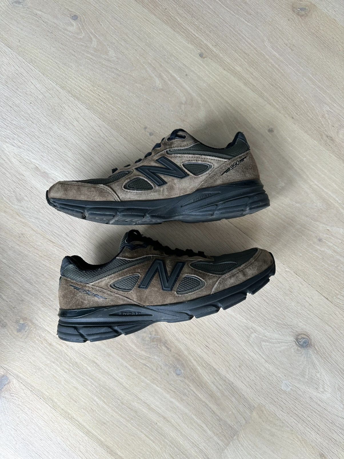 New Balance New Balance 990v4 Military Green UK10 Size US 10.5 / EU 43-44 - 2 Thumbnail
