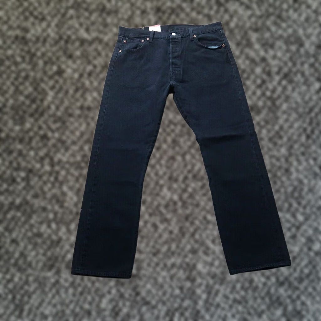 Levi's VINTAGE? No — Levi's 501 Jeans Men 36x32 Regular Denim Black Button Fly 5-Pocket Classic 501 Series Mens Size US 36 / EU 52 - 1 Thumbnail