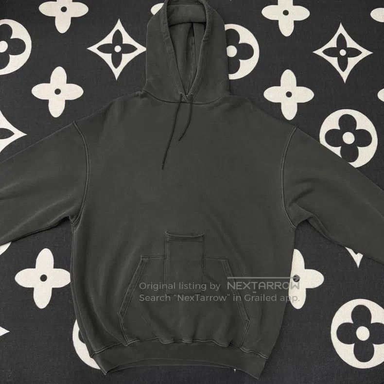 Balenciaga Balenciaga Washed Distressed Black Hoodie Size US S / EU 44-46 / 1 - 1 Thumbnail