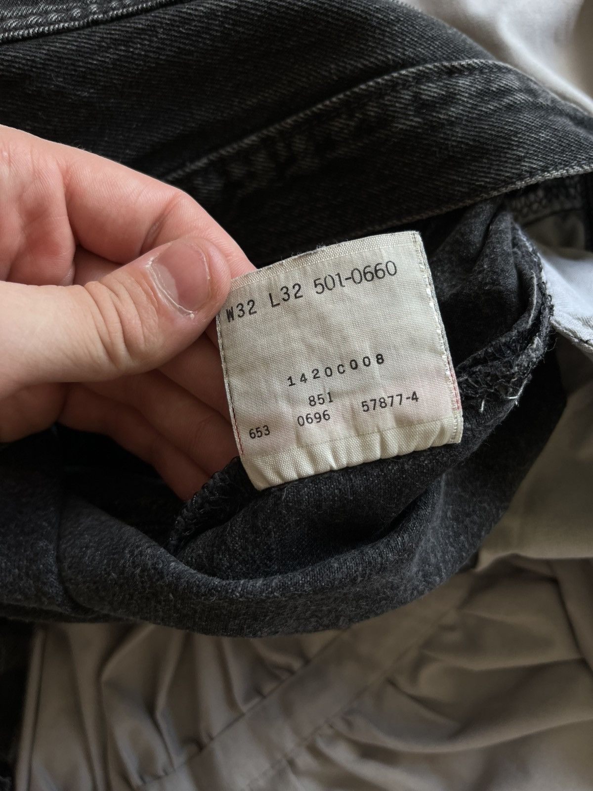 Levi's Vintage Clothing Vintage Levi’s 501 Denim Rare Faded Jeans Made in USA Size US 32 / EU 48 - 11 Thumbnail