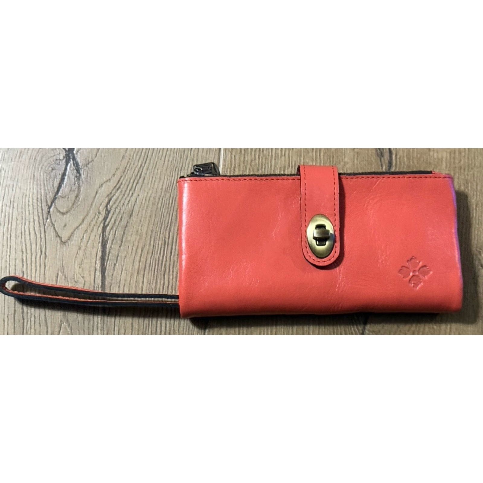 Patricia Nash Patricia Nash Annesley Wristlet Coral Leather RFID Blocking Zip Outer Pockets Magnetic Turn Lock Gold Hardware Women Medium" Size ONE SIZE - 4 Thumbnail