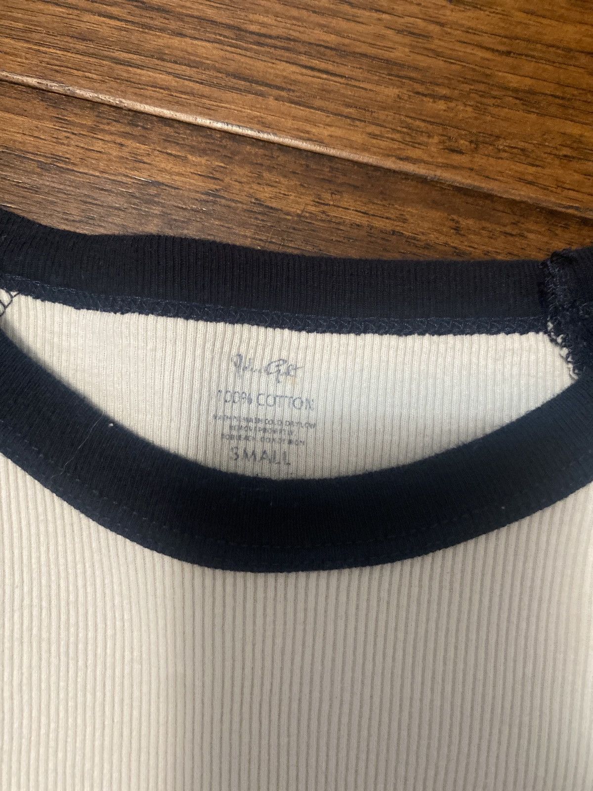 Brandy Melville Brandy Melville Baseball Tee Size XS / US 0-2 / IT 36-38 - 2 Thumbnail